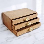 Small storage chest of drawers in oak and brass - 1900s period