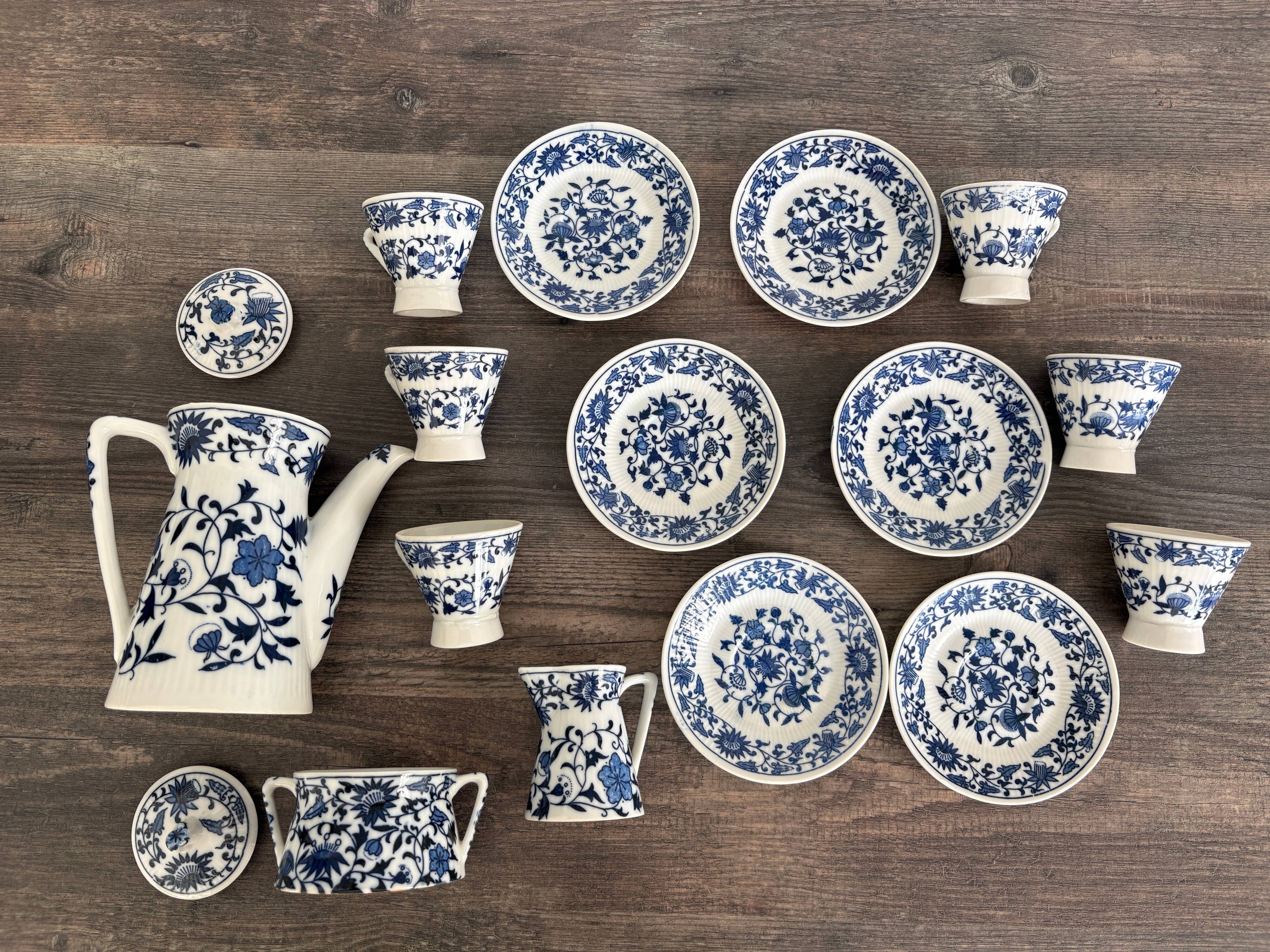 Maruhachi China Vintage Japanese Porcelain Service