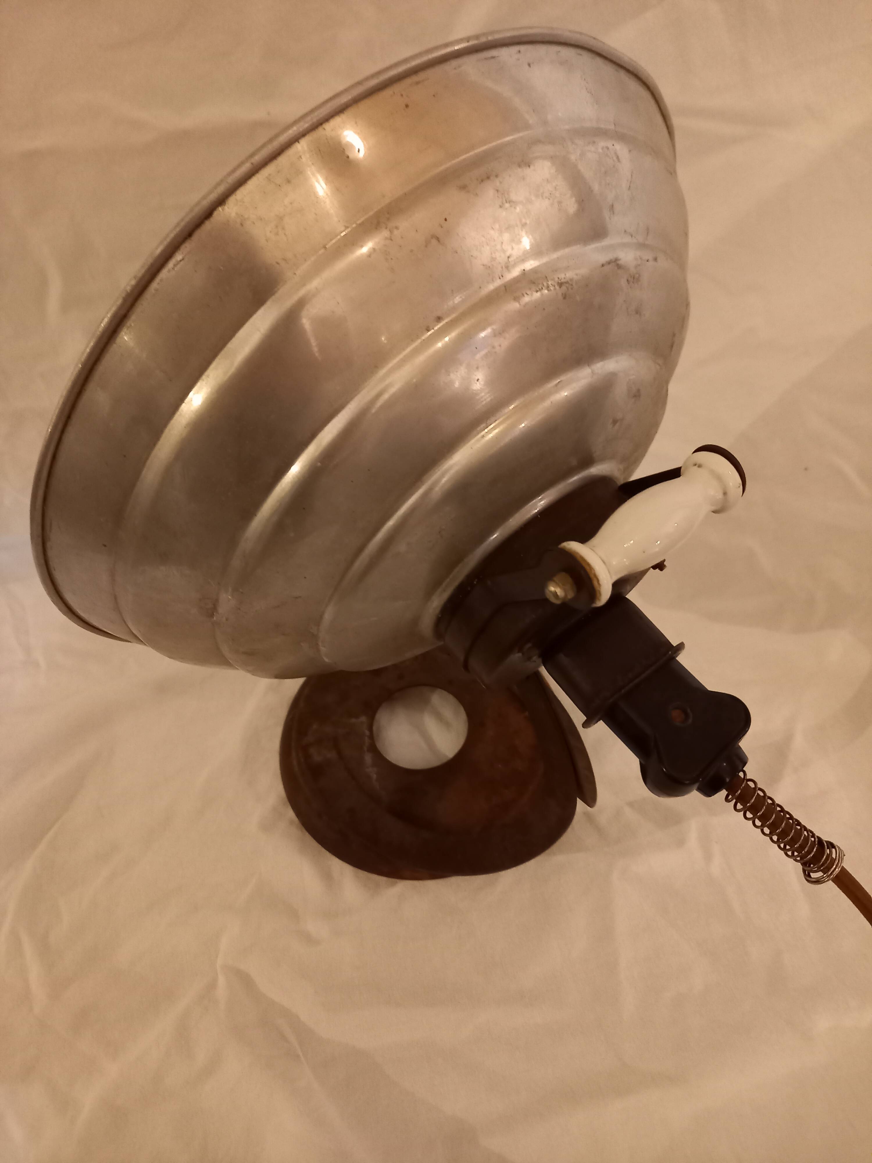 Industrial lamp, Thermor heater, 1950s, fully equipped.