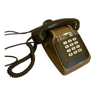 Vintage telephone 1980