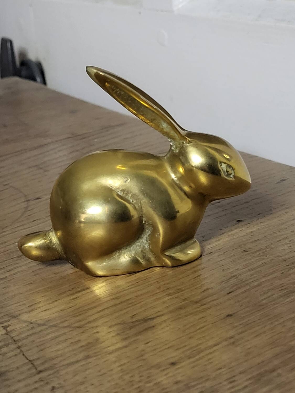 Lapin en laiton
