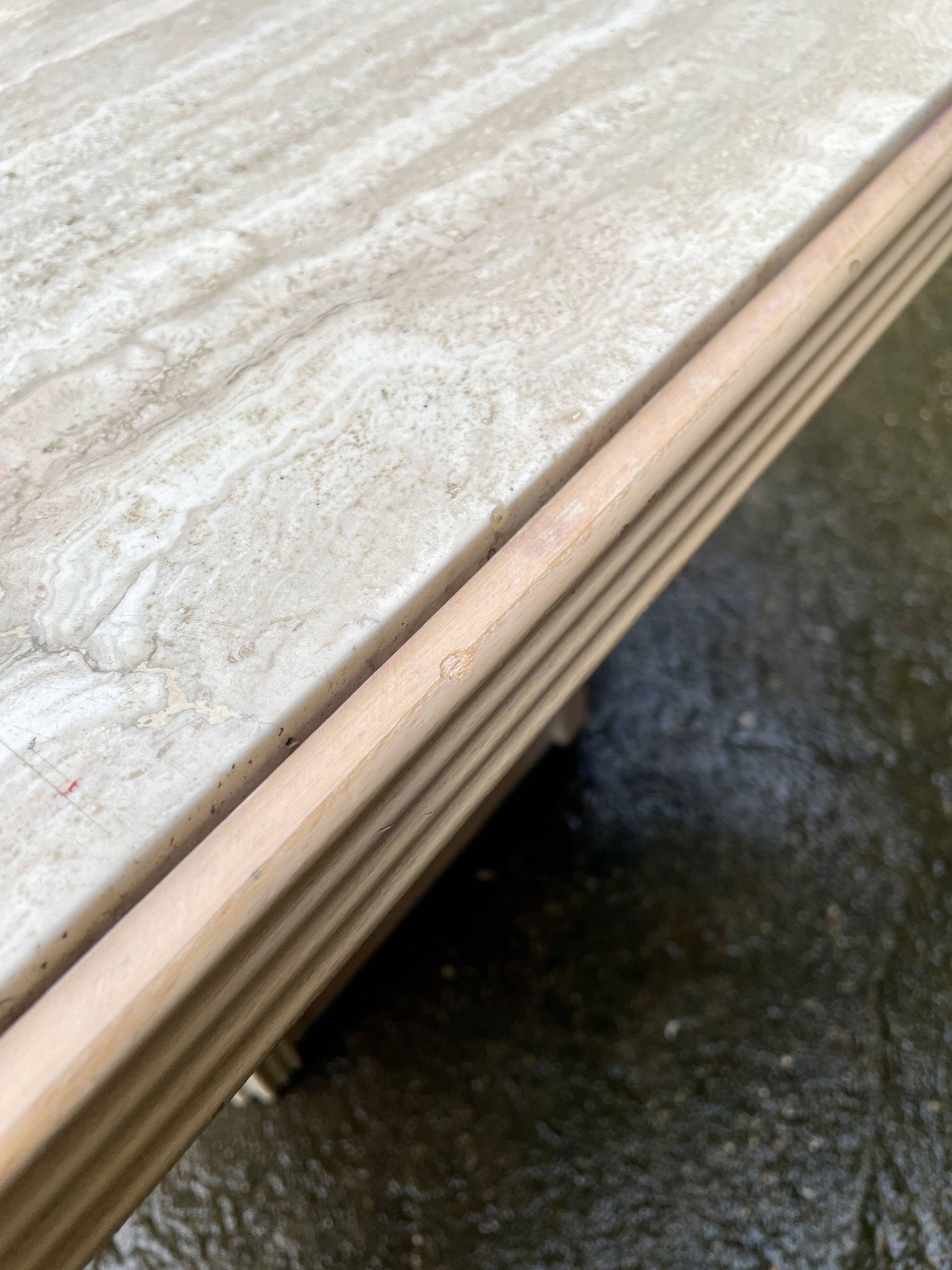Table basse en travertin Roche Bobois 1980