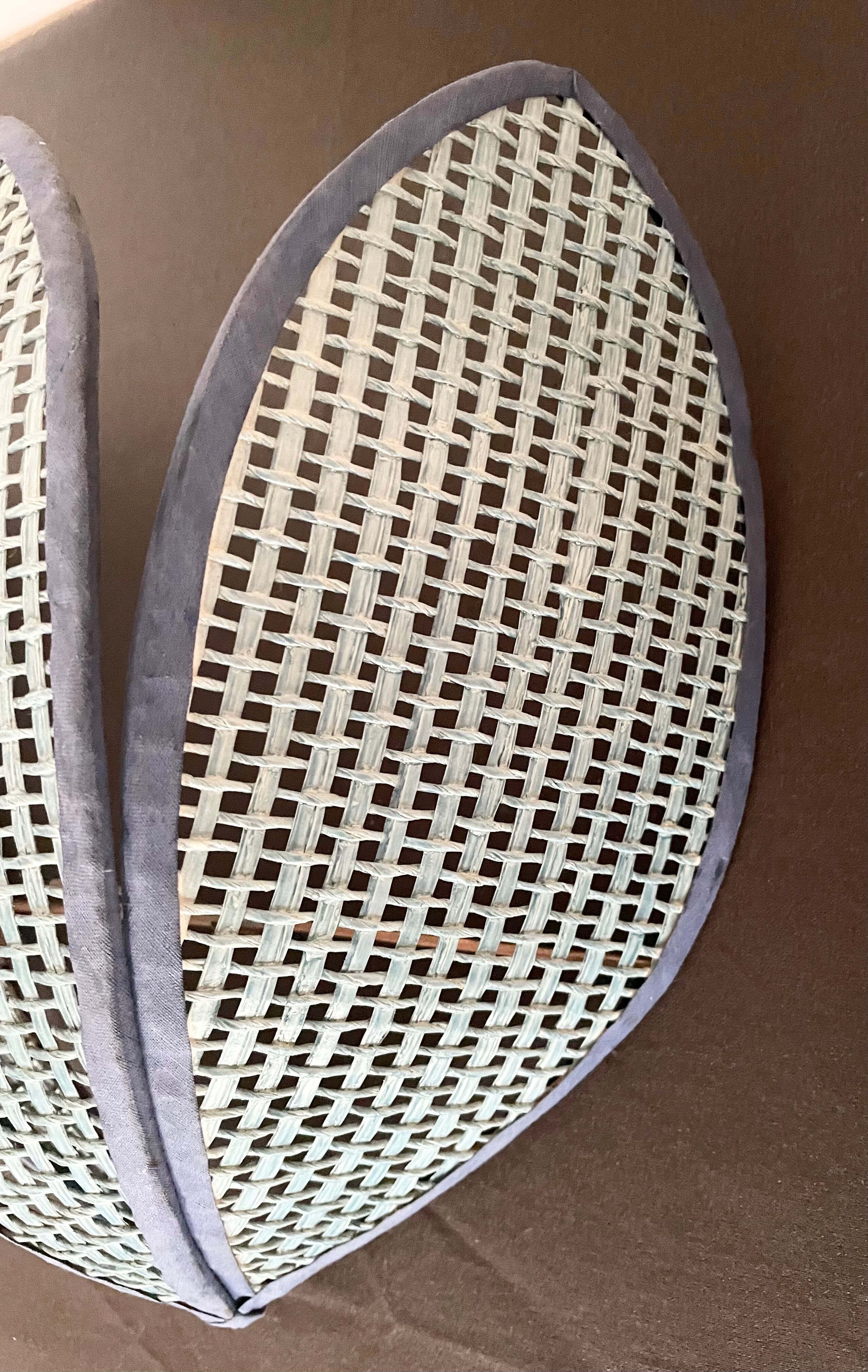 Lotus flower canning wall lamp