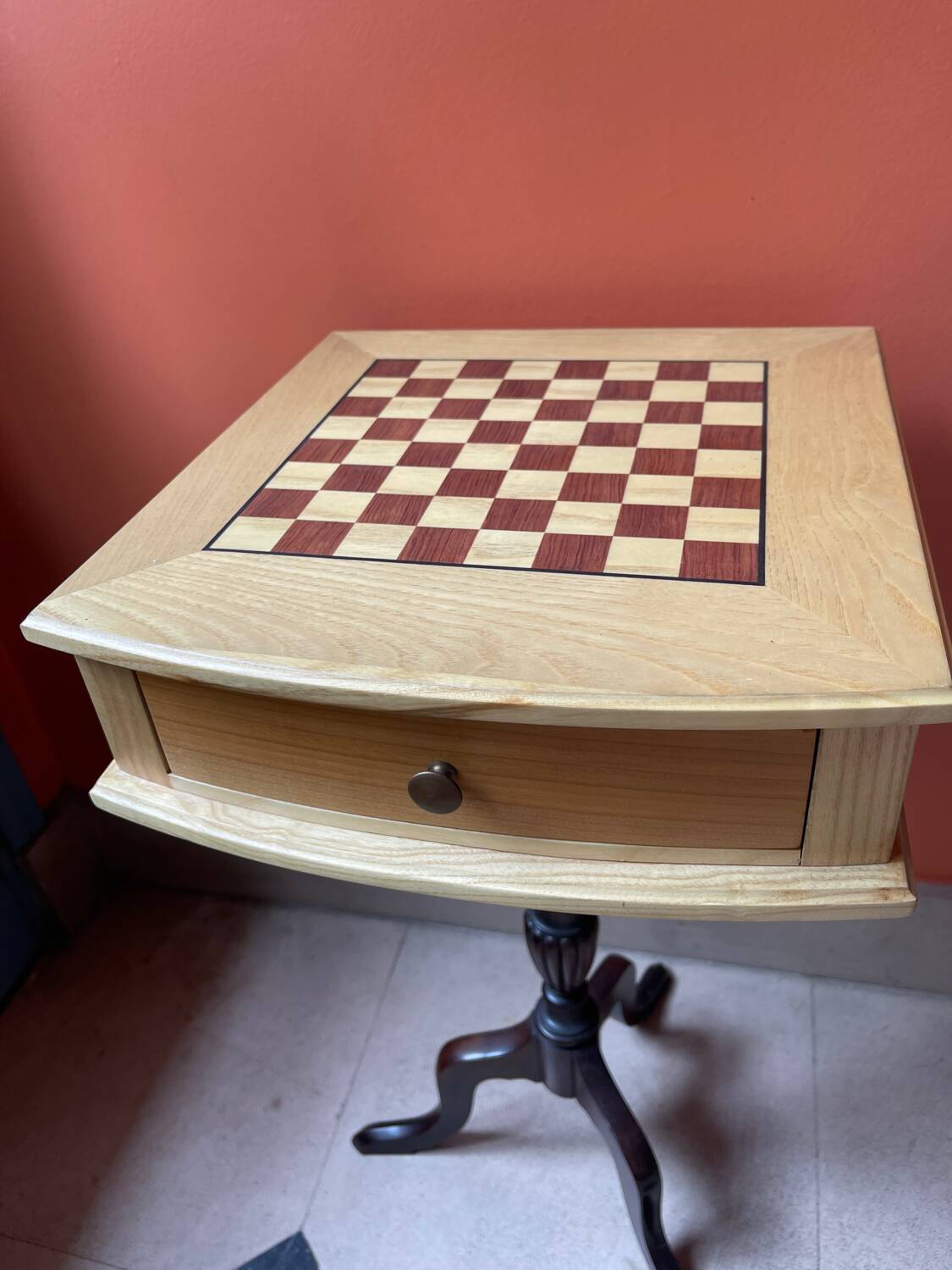 Sycamore and mahogany chess game box