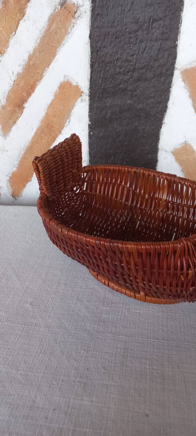 Basket basket empty pockets wicker duck