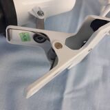 White clip spotlight Lita