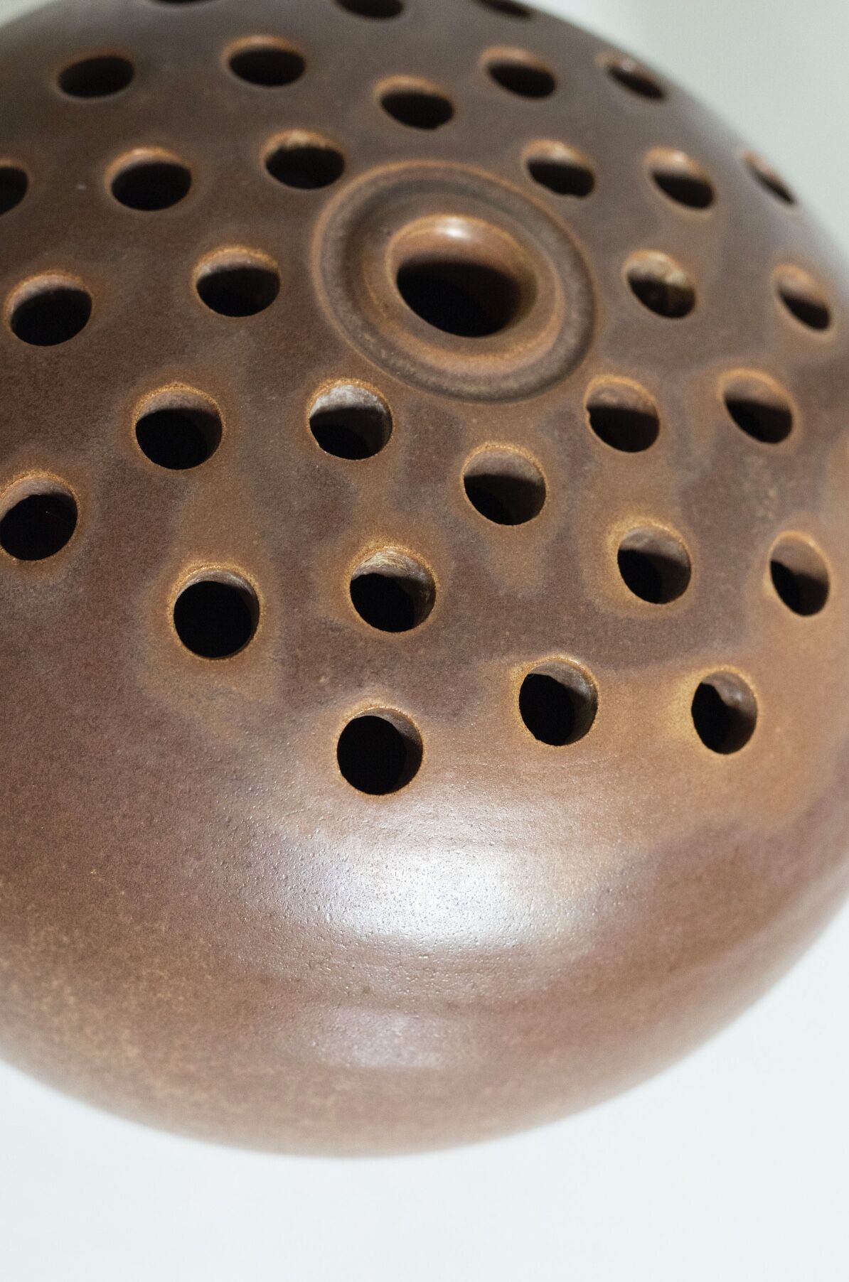 Large sandstone flower spike signed Philippe Aubert