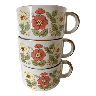 3 tasses années 70