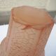 Ancien vase en verre rose de style art déco