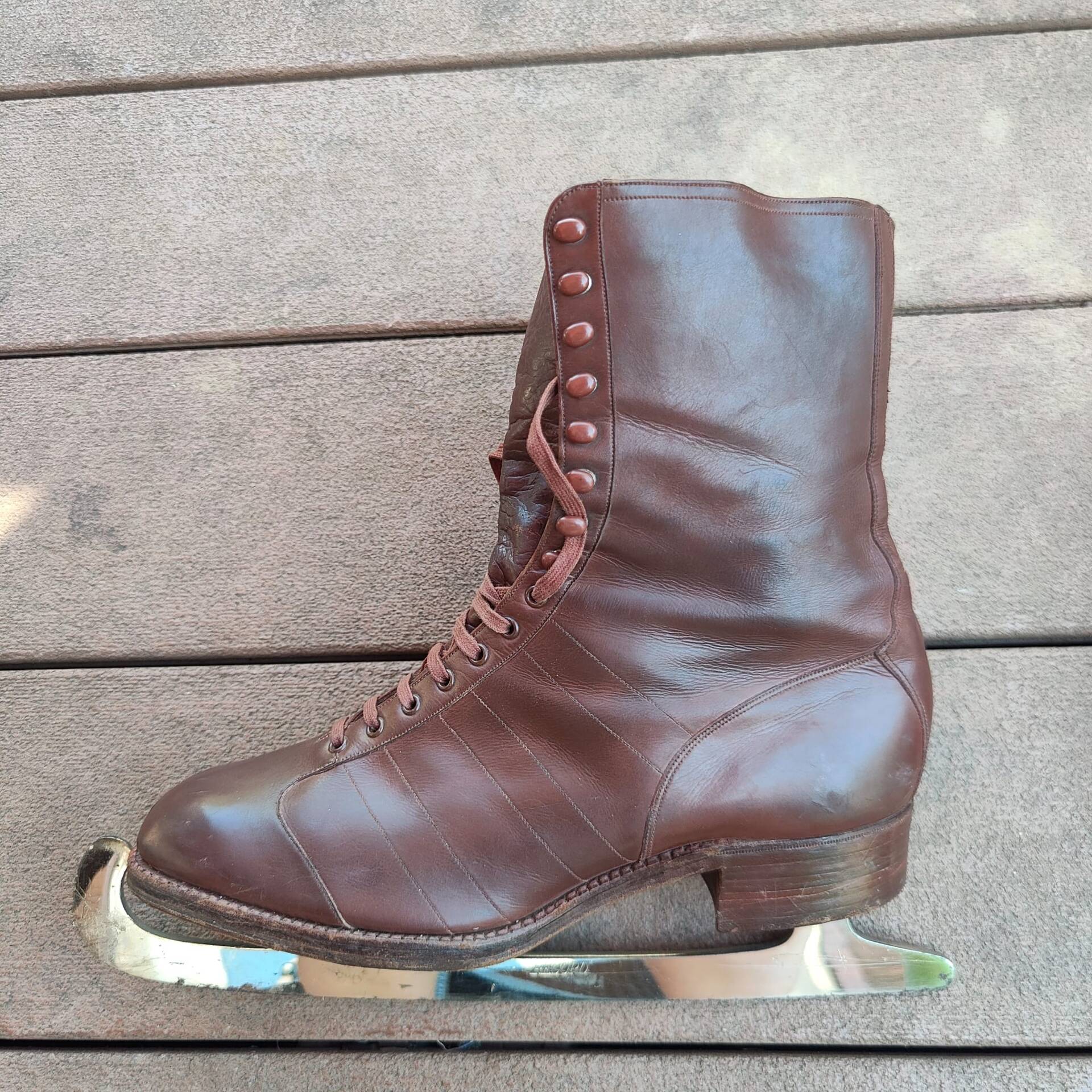 Rare pair of women's ice skates, Schumacher St. Moritz, circa 1910-11.