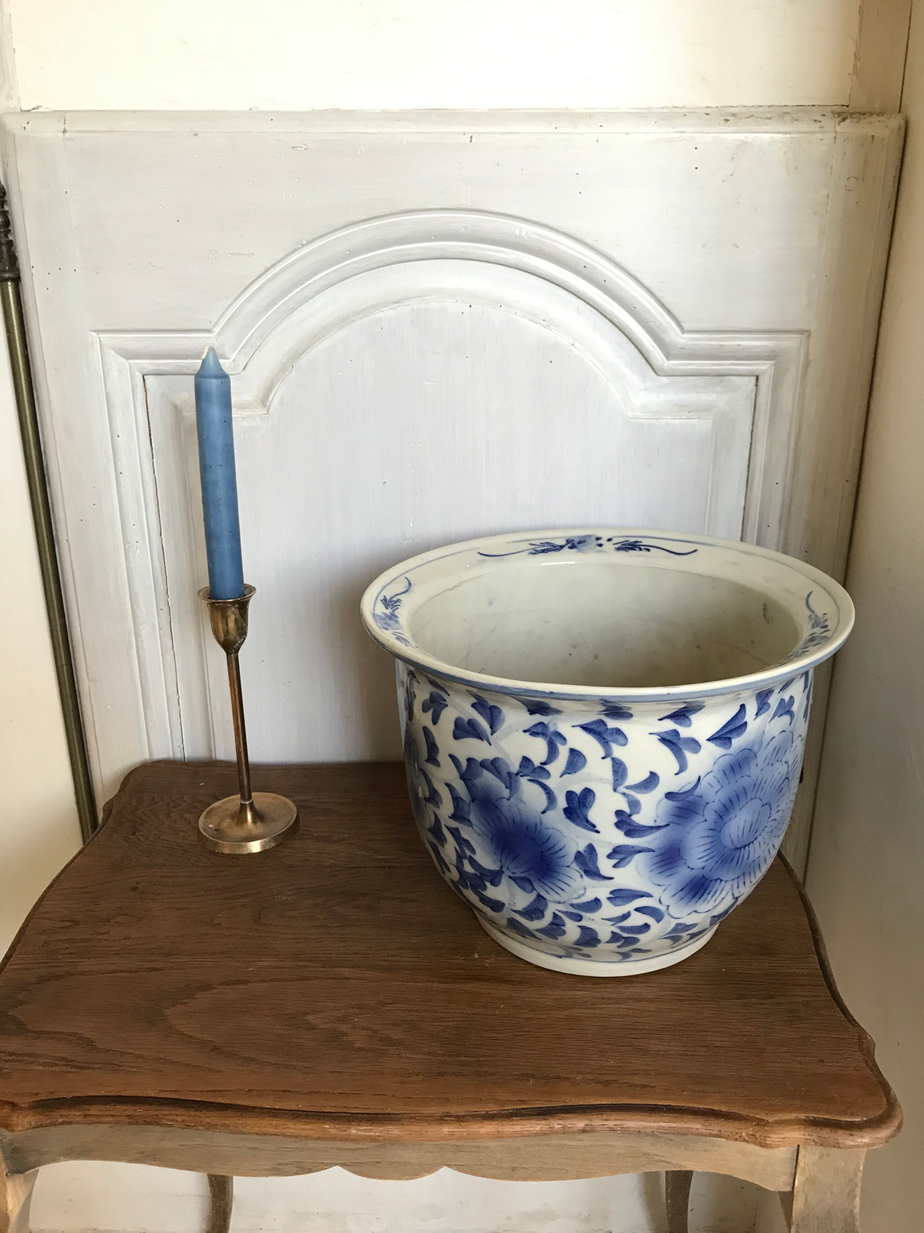 Cache-pot en porcelaine de Chine