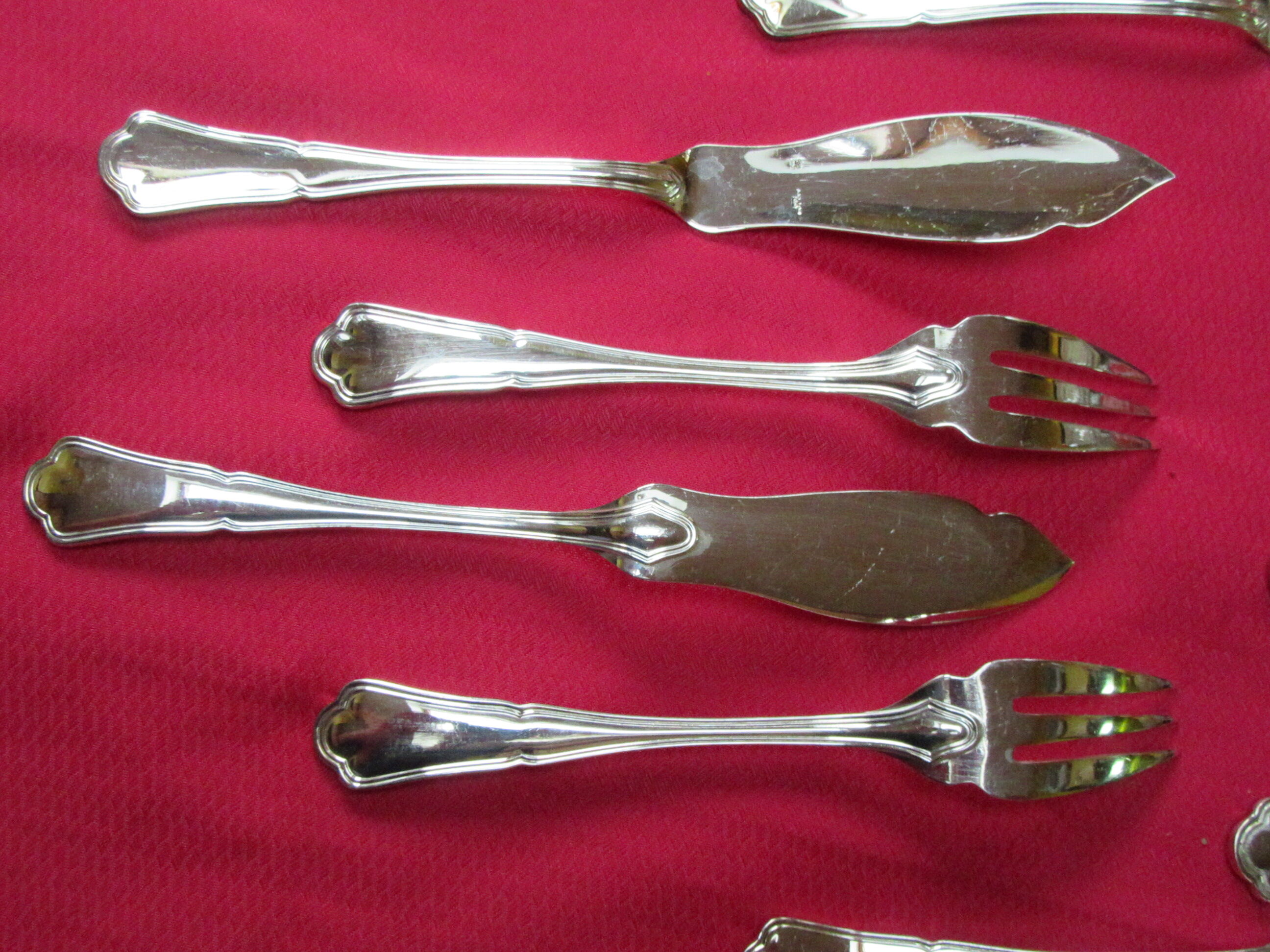 Silver metal fish service ercuis- model contours victoria