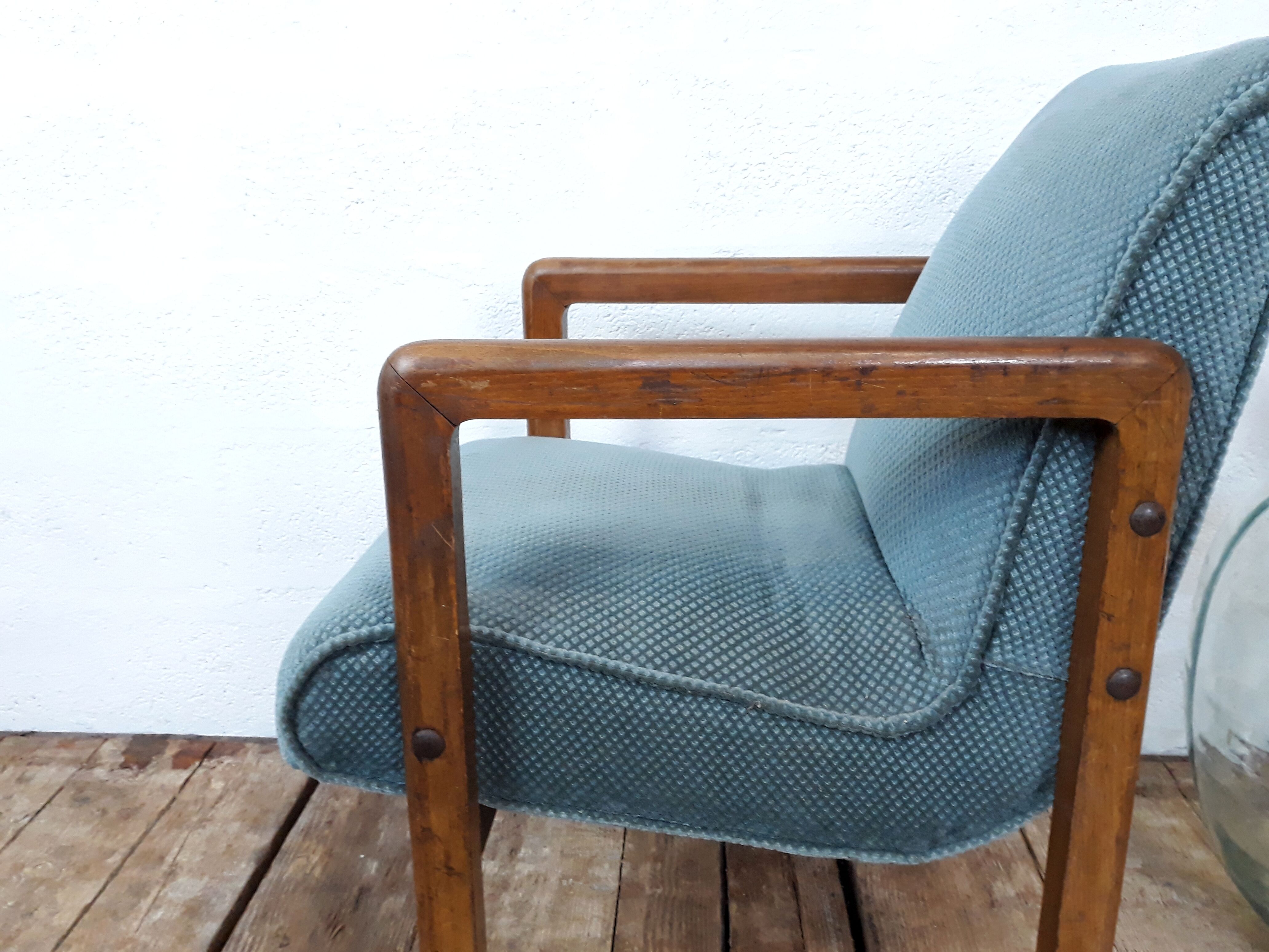 Scandinavian-style vintage chair sled