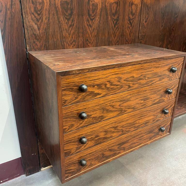 Extraordinary Rio rosewood bookcase