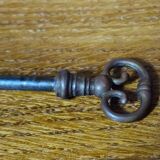 Curved Louis XV style armoire with floral marquetry, 20th century period.