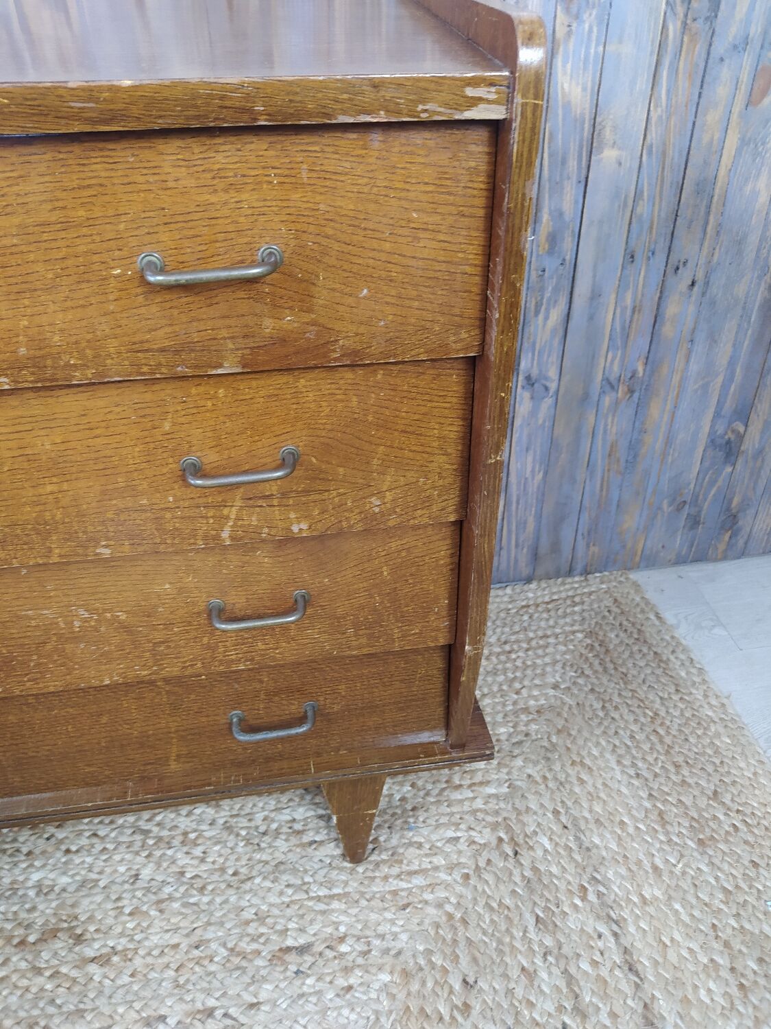 Vintage chest of drawers
