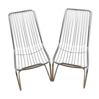 Lot of 2 chrome wired chairs