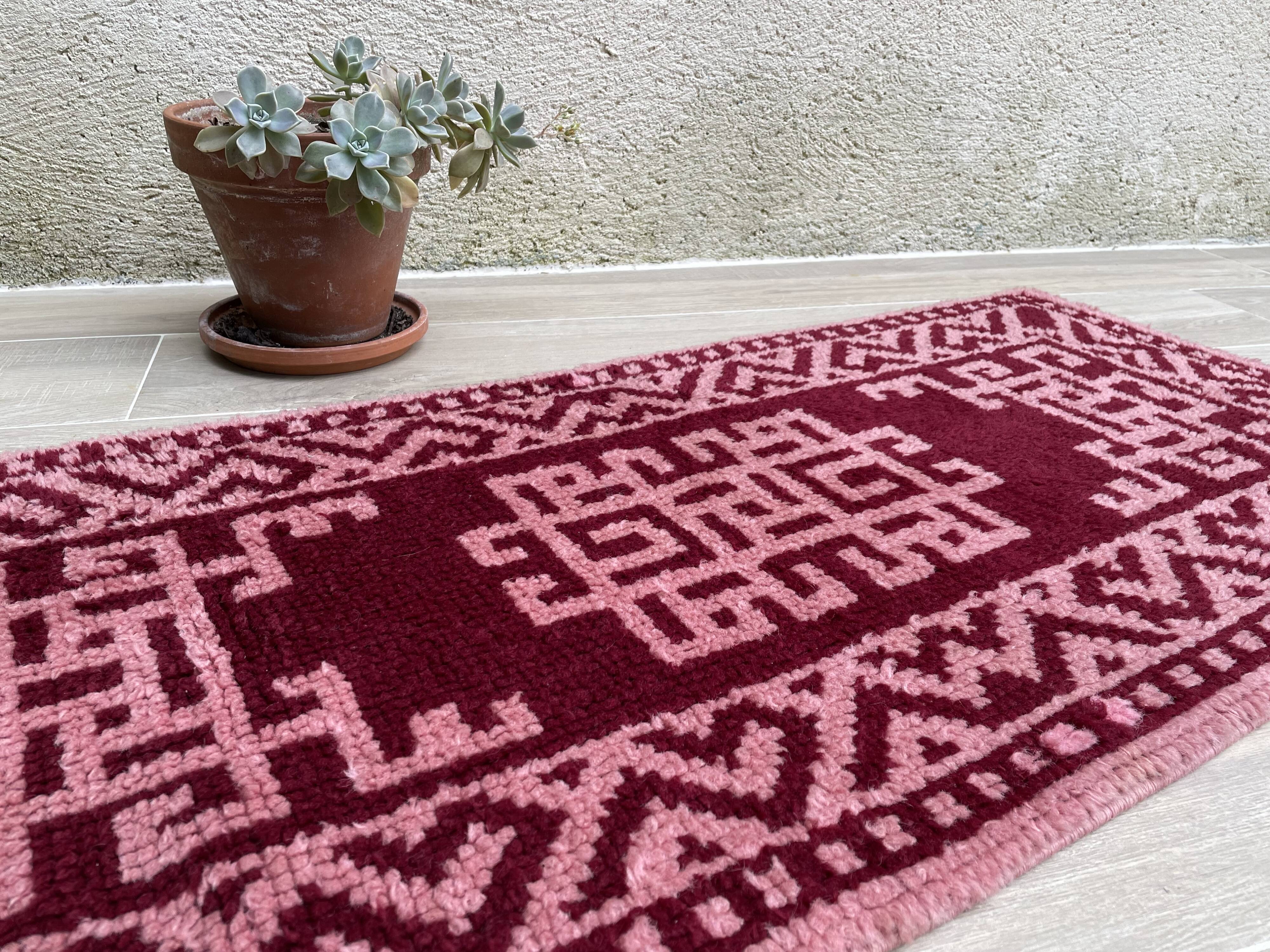 Pure Wool Rug 70s – 126x57cm