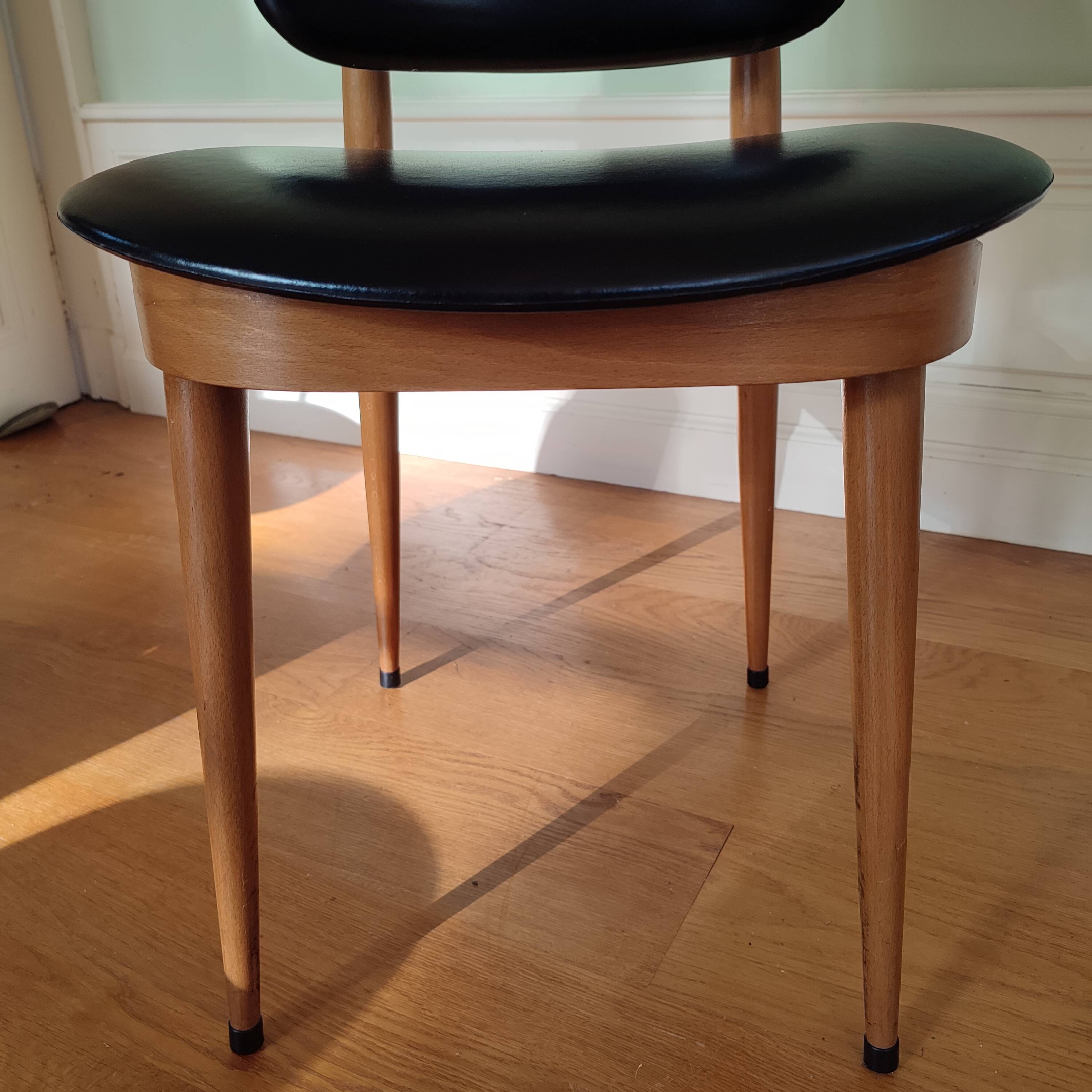 Lot de 6 chaises vintage " Pégase " Baumann