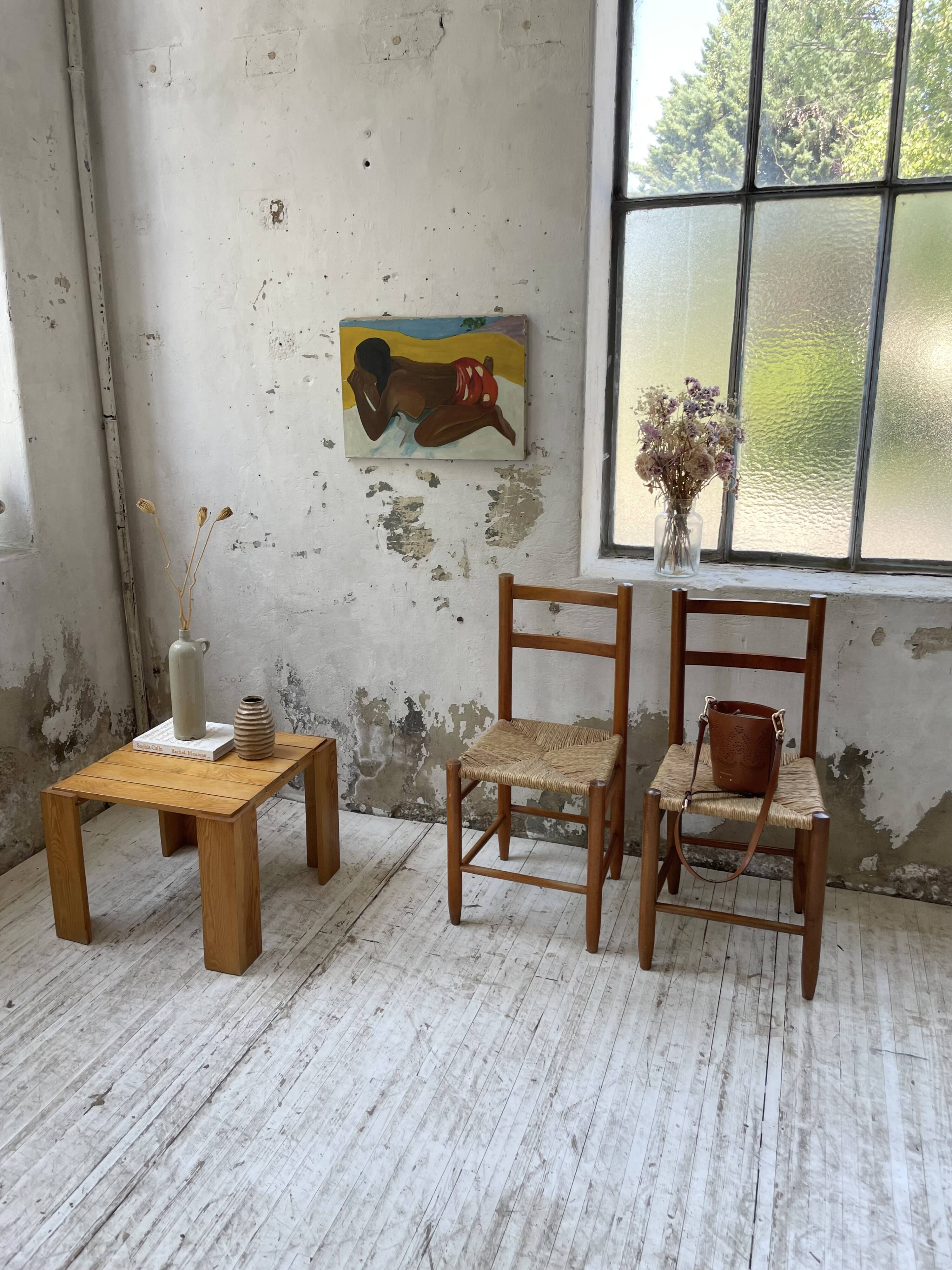 Square pine coffee table from the 70s revival