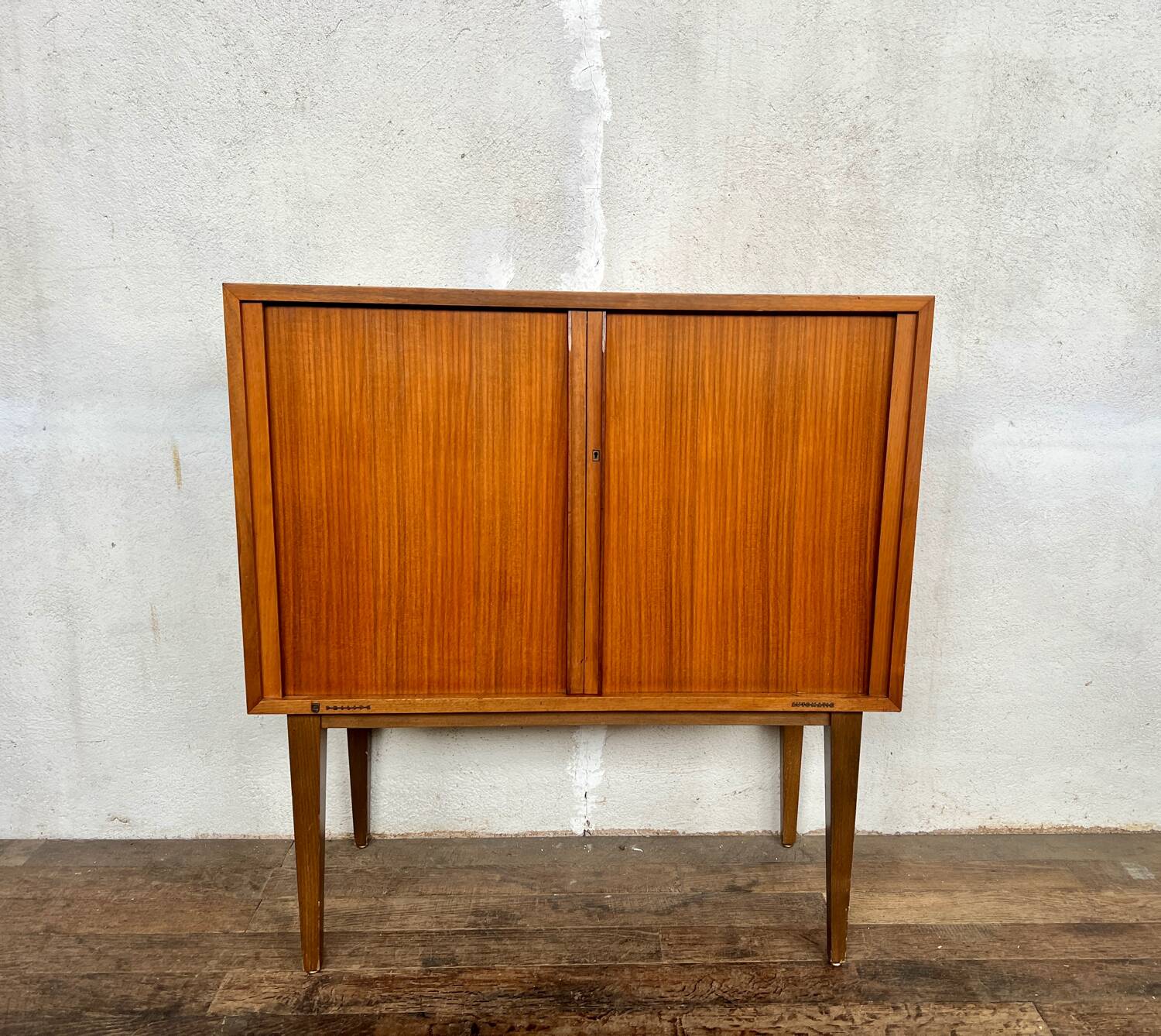 Vintage hifi tv cabinet bar