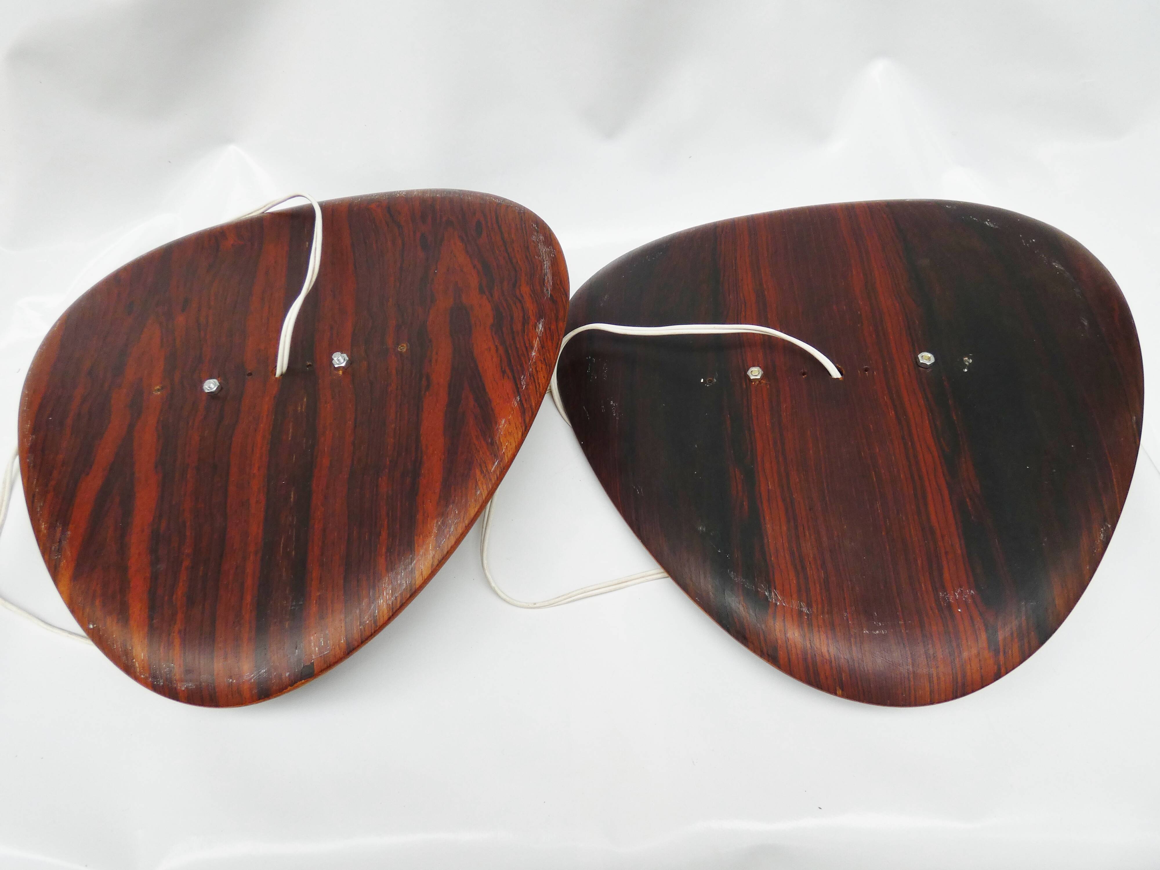 Reggiani, pair of vintage sconces opaline blanche palissandre, 1950, italy