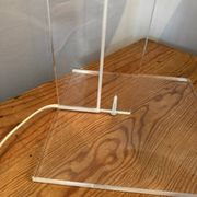 Lampe à poser design minimaliste Harco Loor en plexiglass et perspex