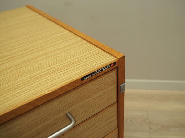 Commode, design danois, années 1970, fabricant : Sorø Terminalborde Ole Bjerregaard Pedersen Ap