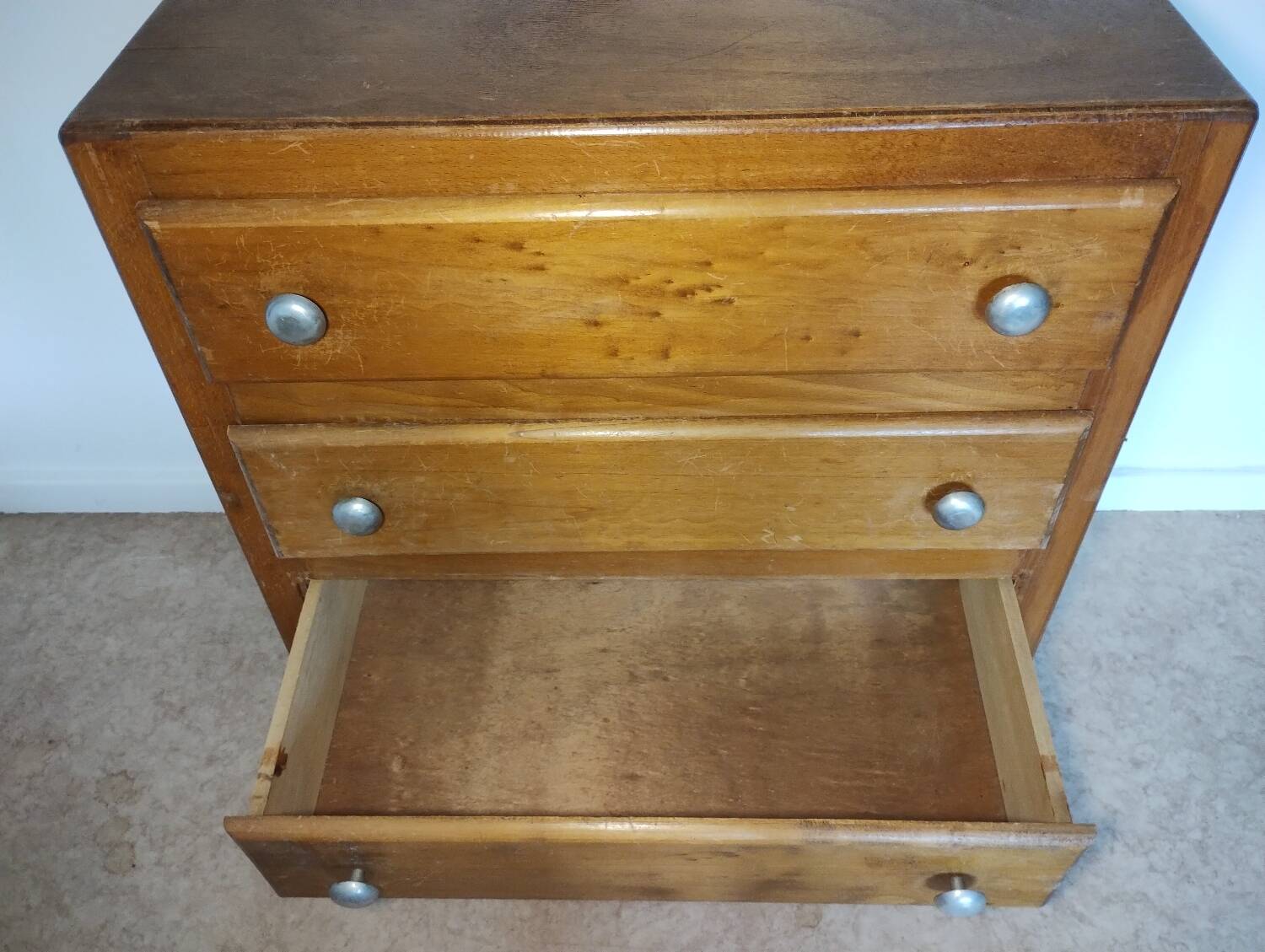 Commode vintage