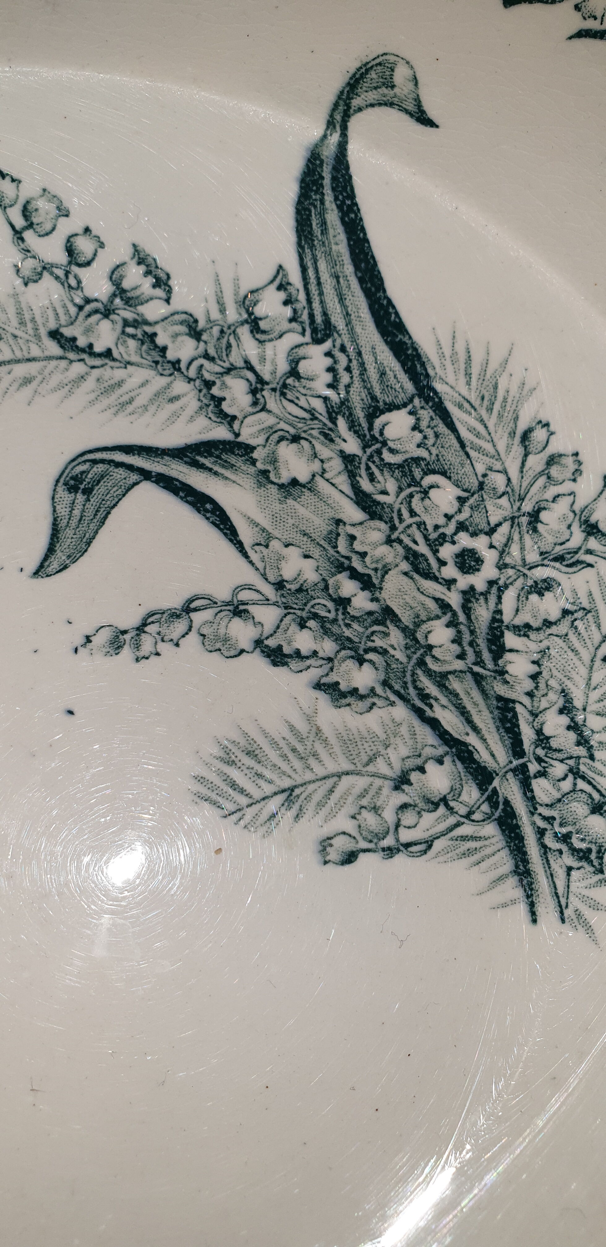 Lot of plates st amand with lily of the valley