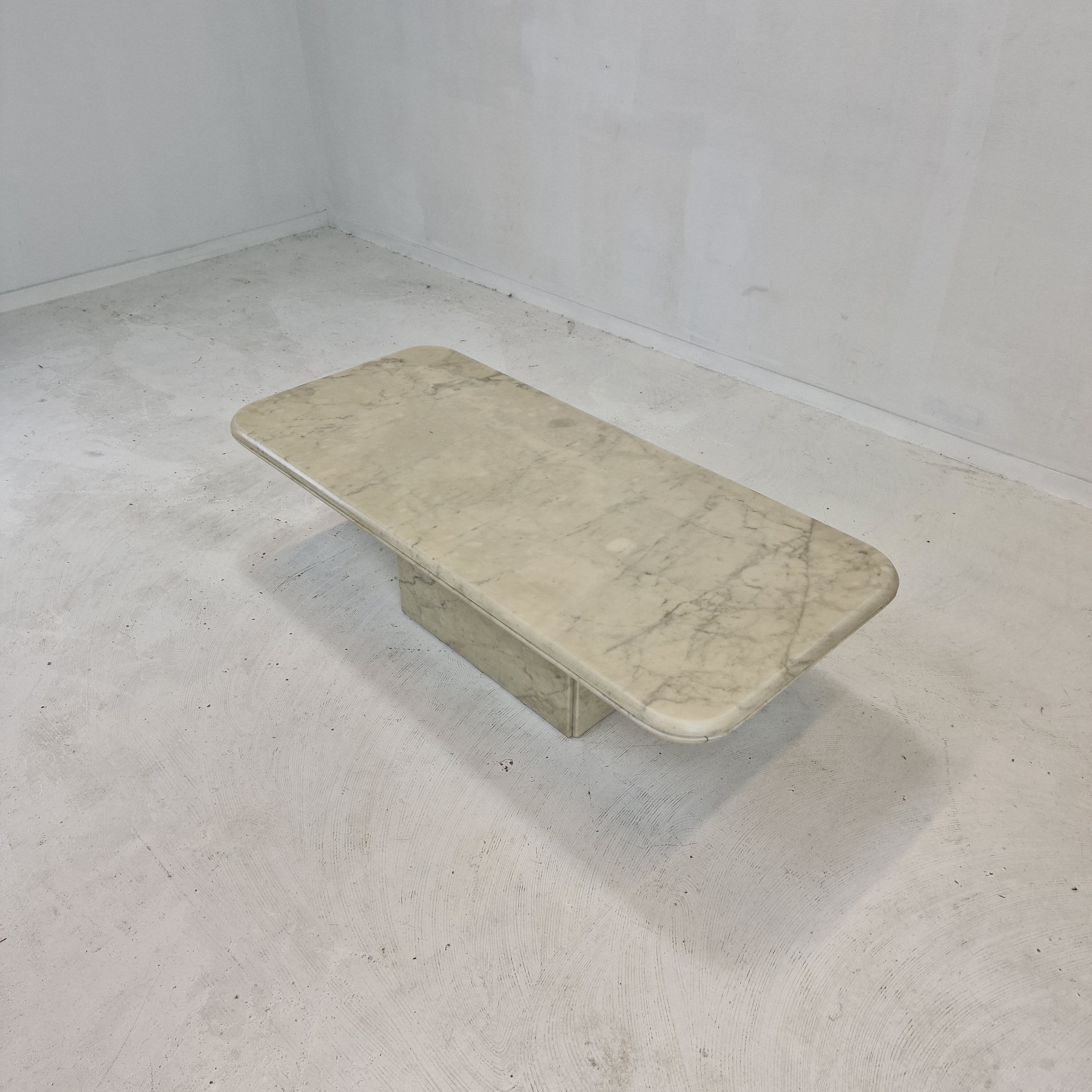 Italian marble coffee table, 1970's