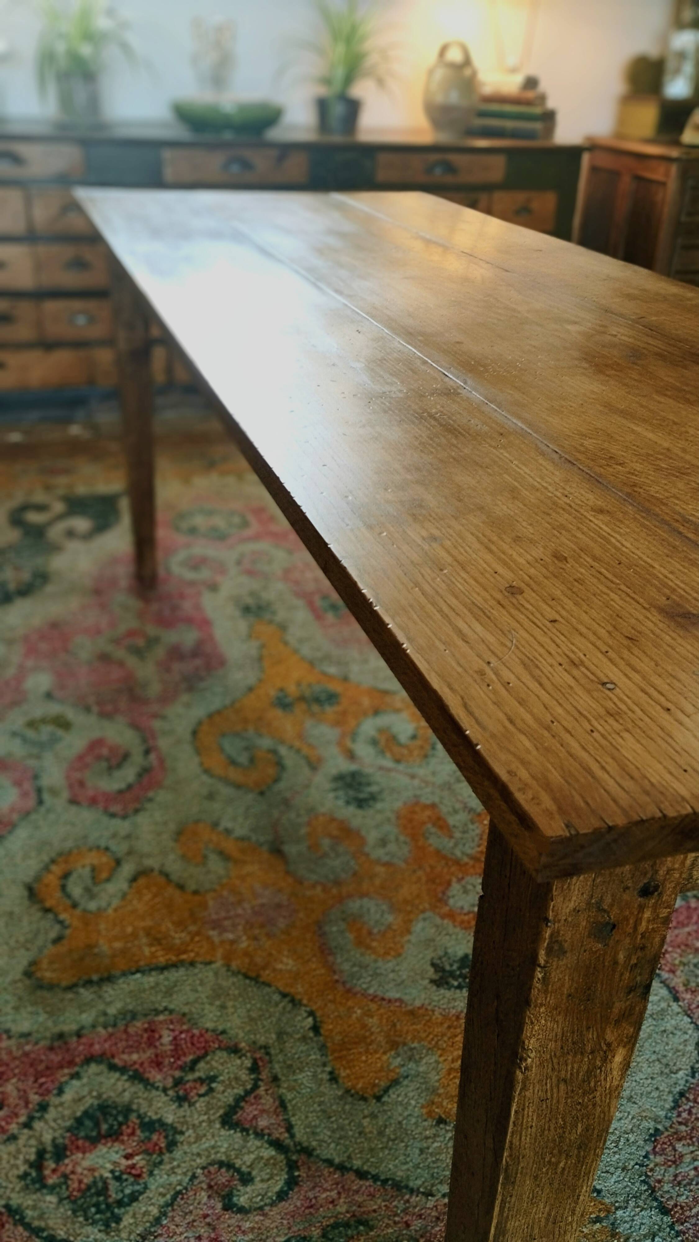 Farm table in sold oak