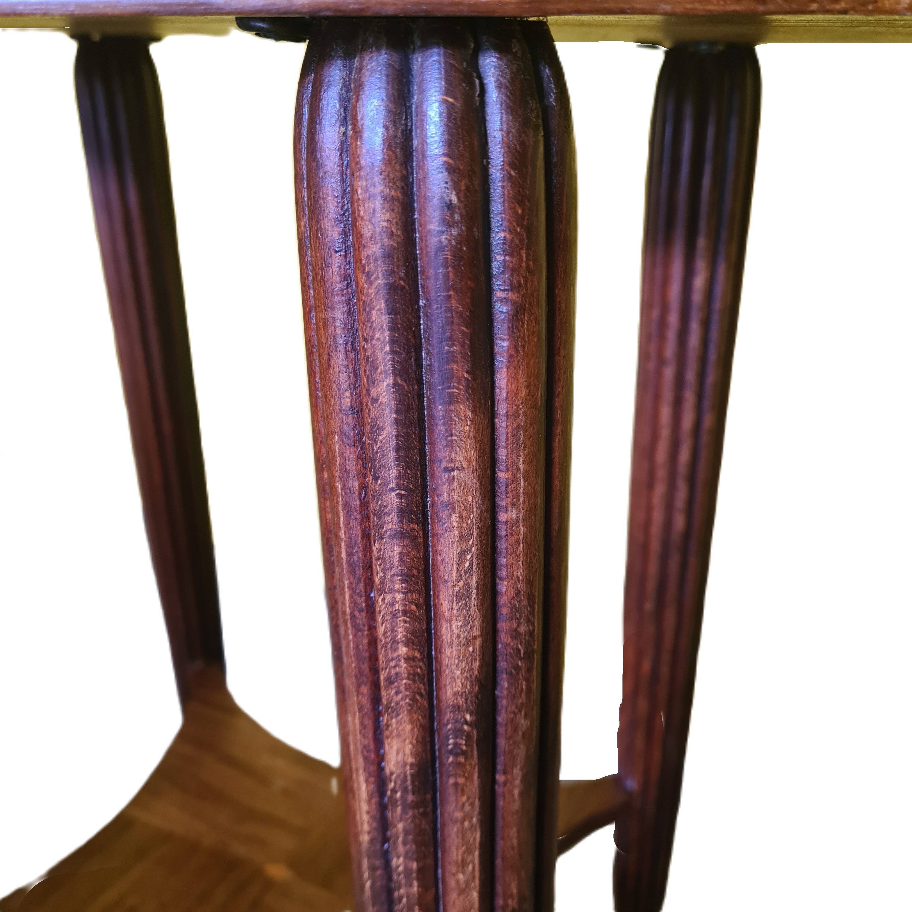 French Mahogany Oval Art Deco Side Table, 1930s