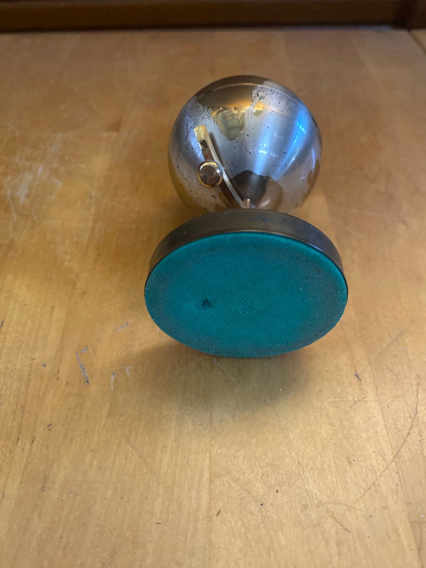 Vintage 1960s Brass World Map Globe Lighter #E2