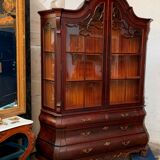 Mahogany showcase
