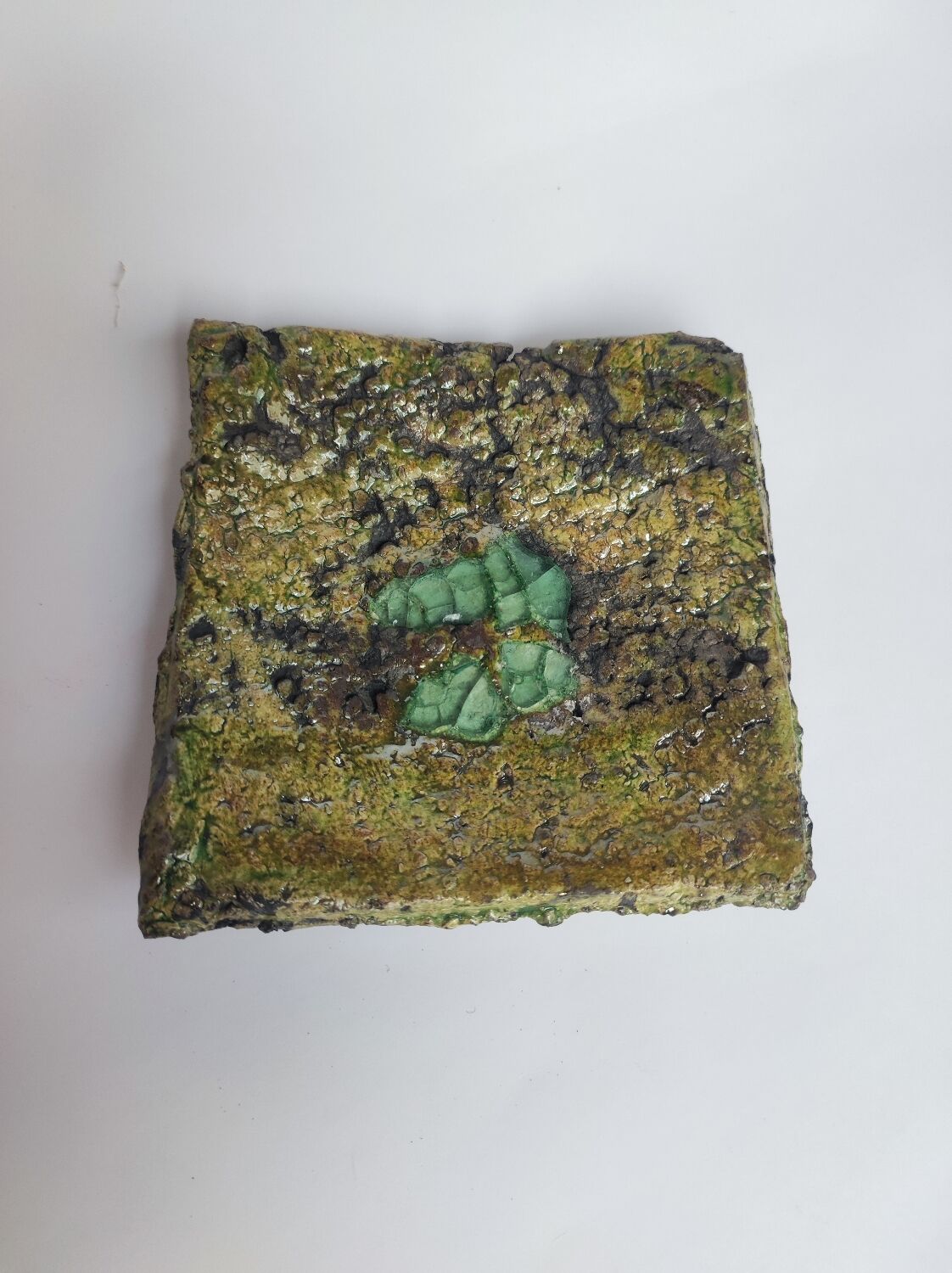 Empty pocket ashtray Yolande Peuvrier