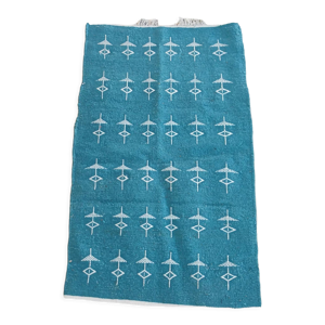 Tapis kilim bleu et blanc fait