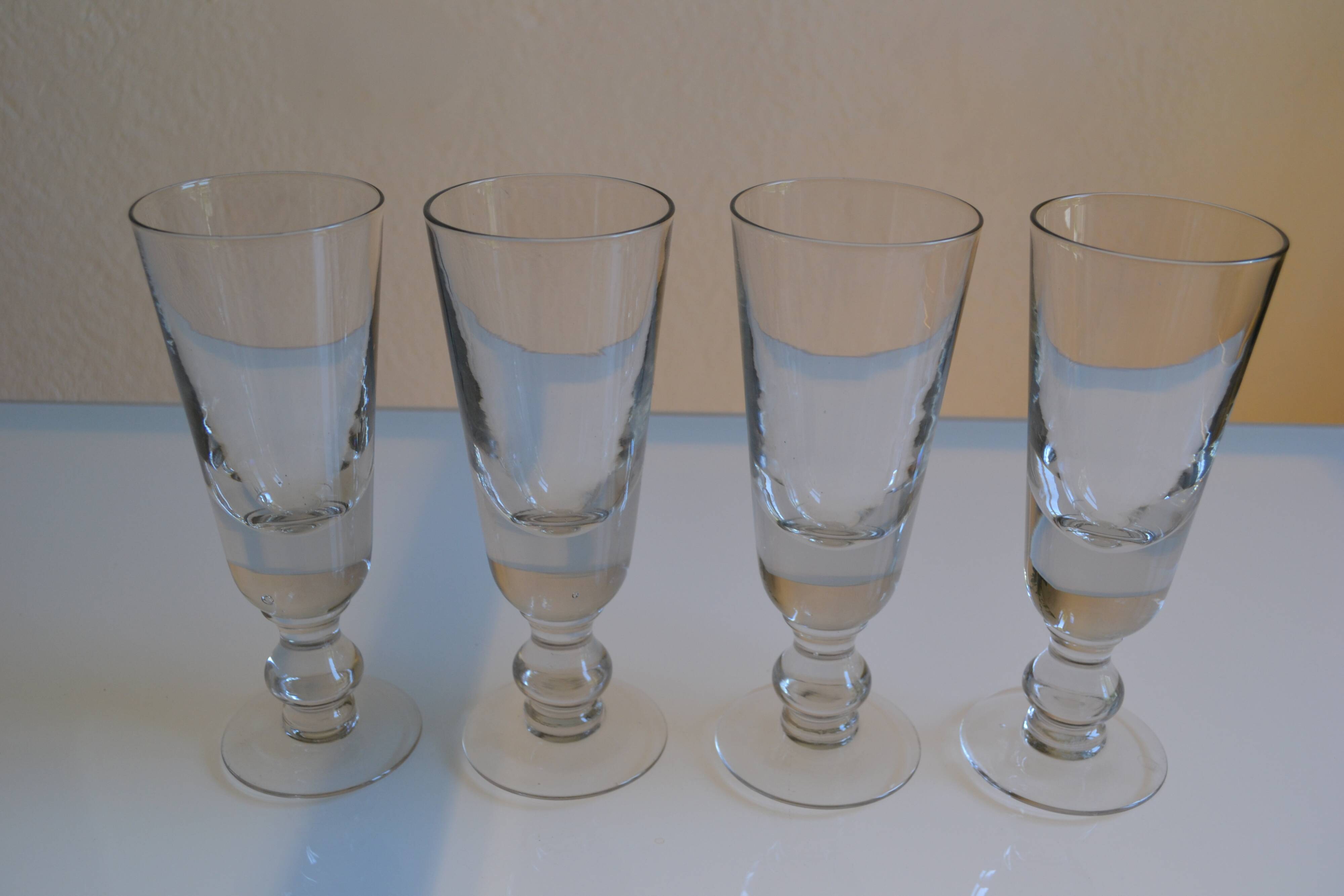 Série de 4 anciens verre verres à absinthe