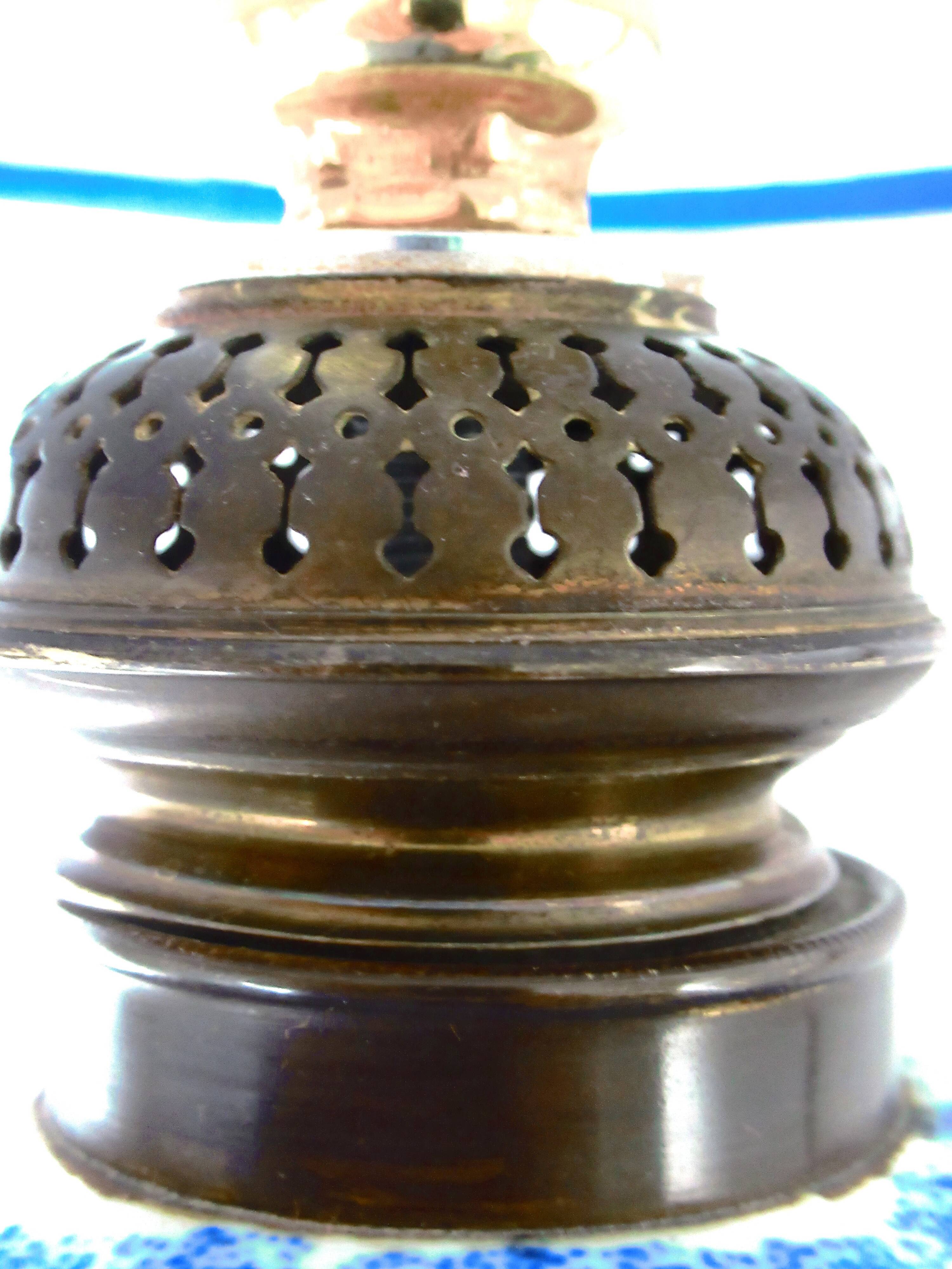 Bedside lamp