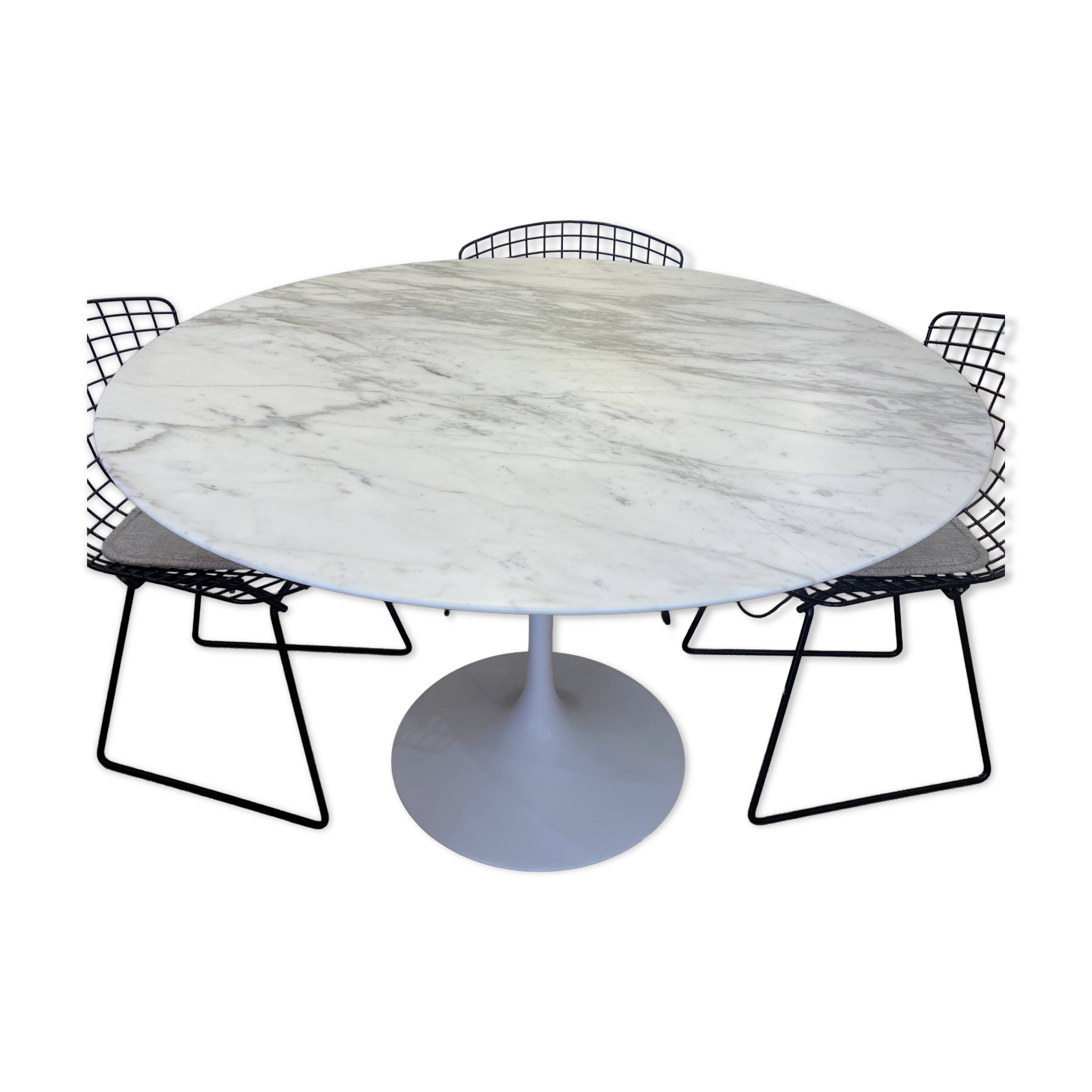 Tulip round table in Calacatta marble by Eero Saarinen - Ø 120 cm - Knoll -