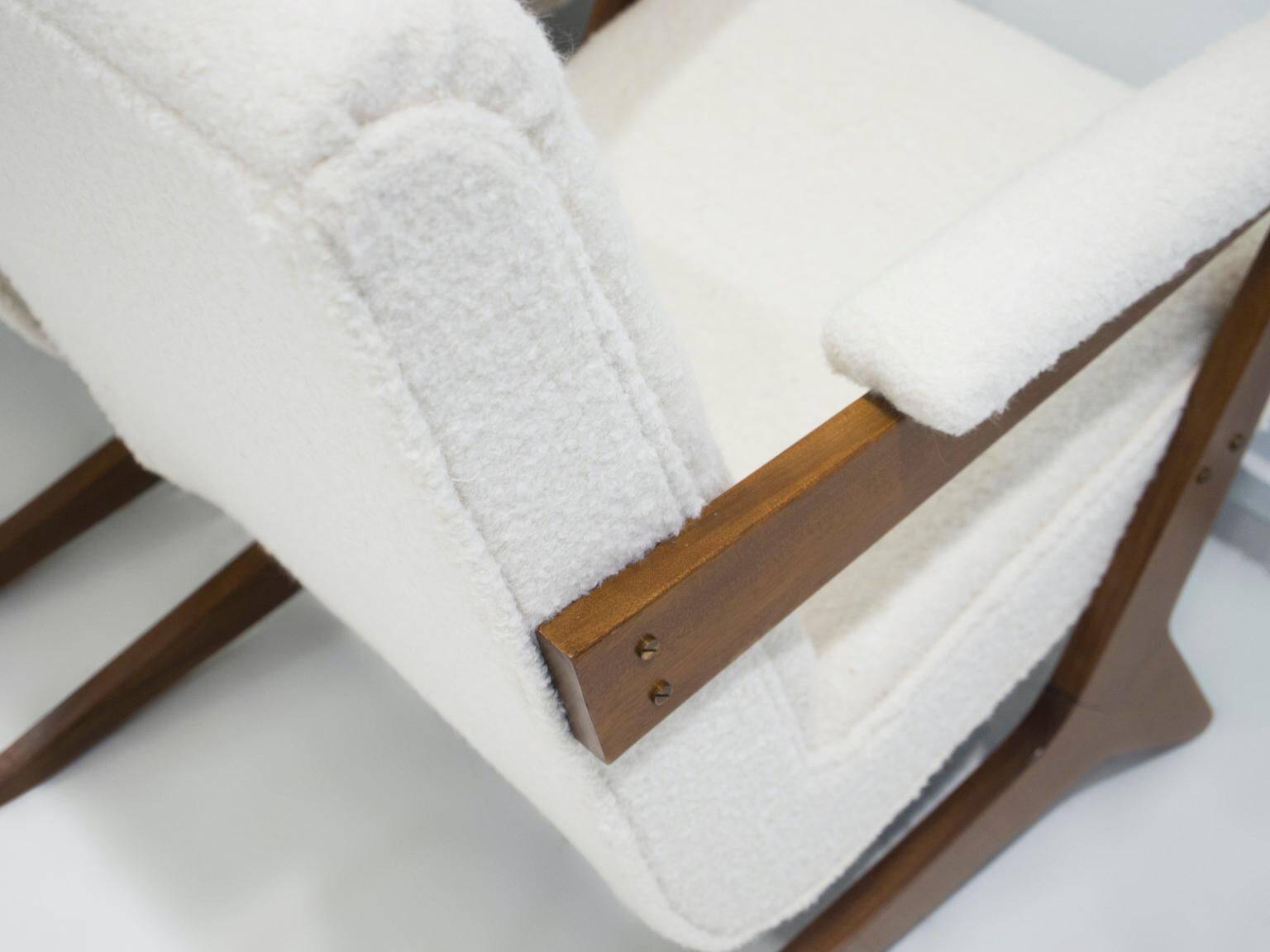 Paire de fauteuils José Zanine Caldas Zeca