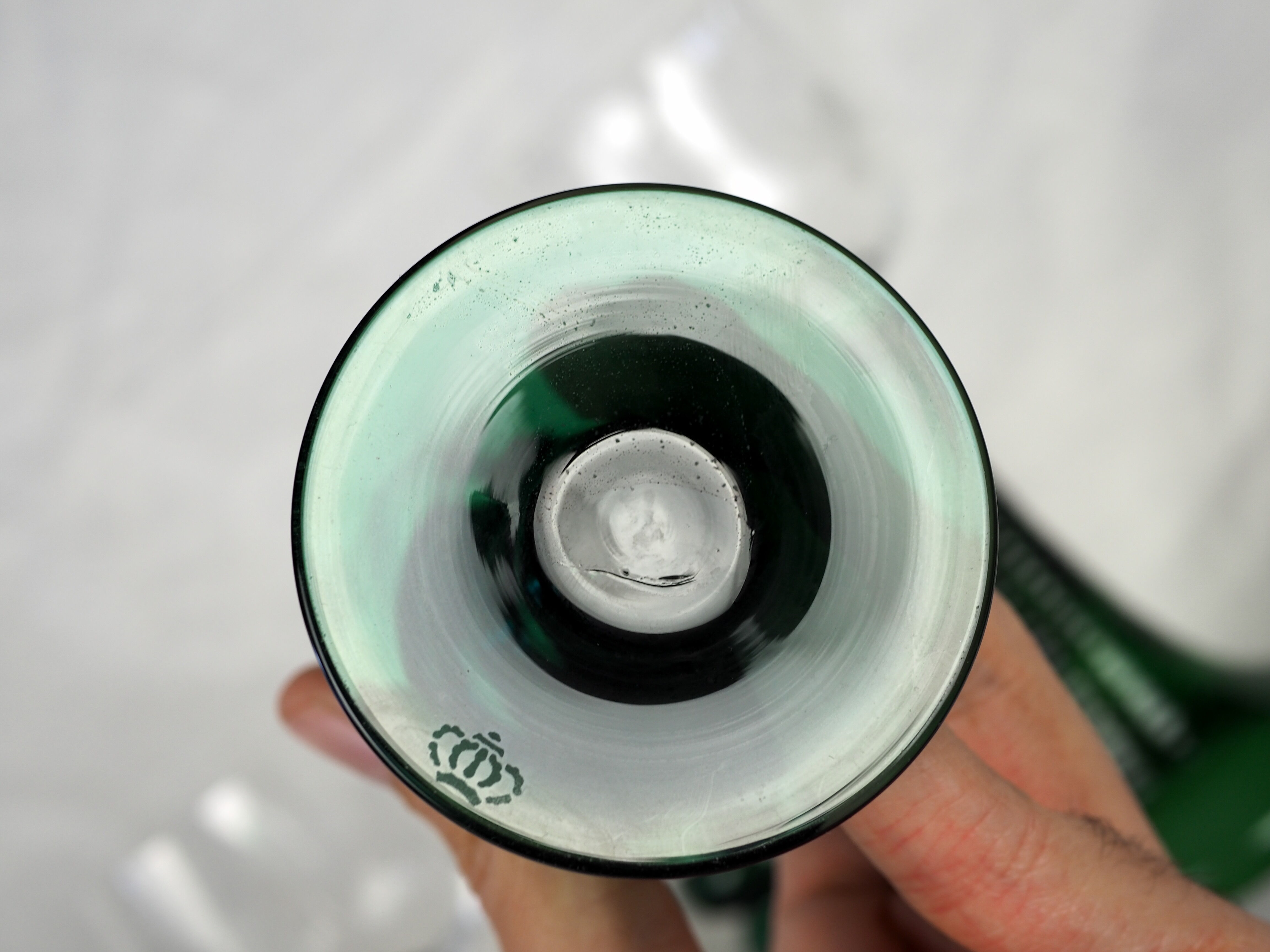 Set of 5 green römer glasses engraved with vine pattern - Bavarian crystal - 70s / 80s