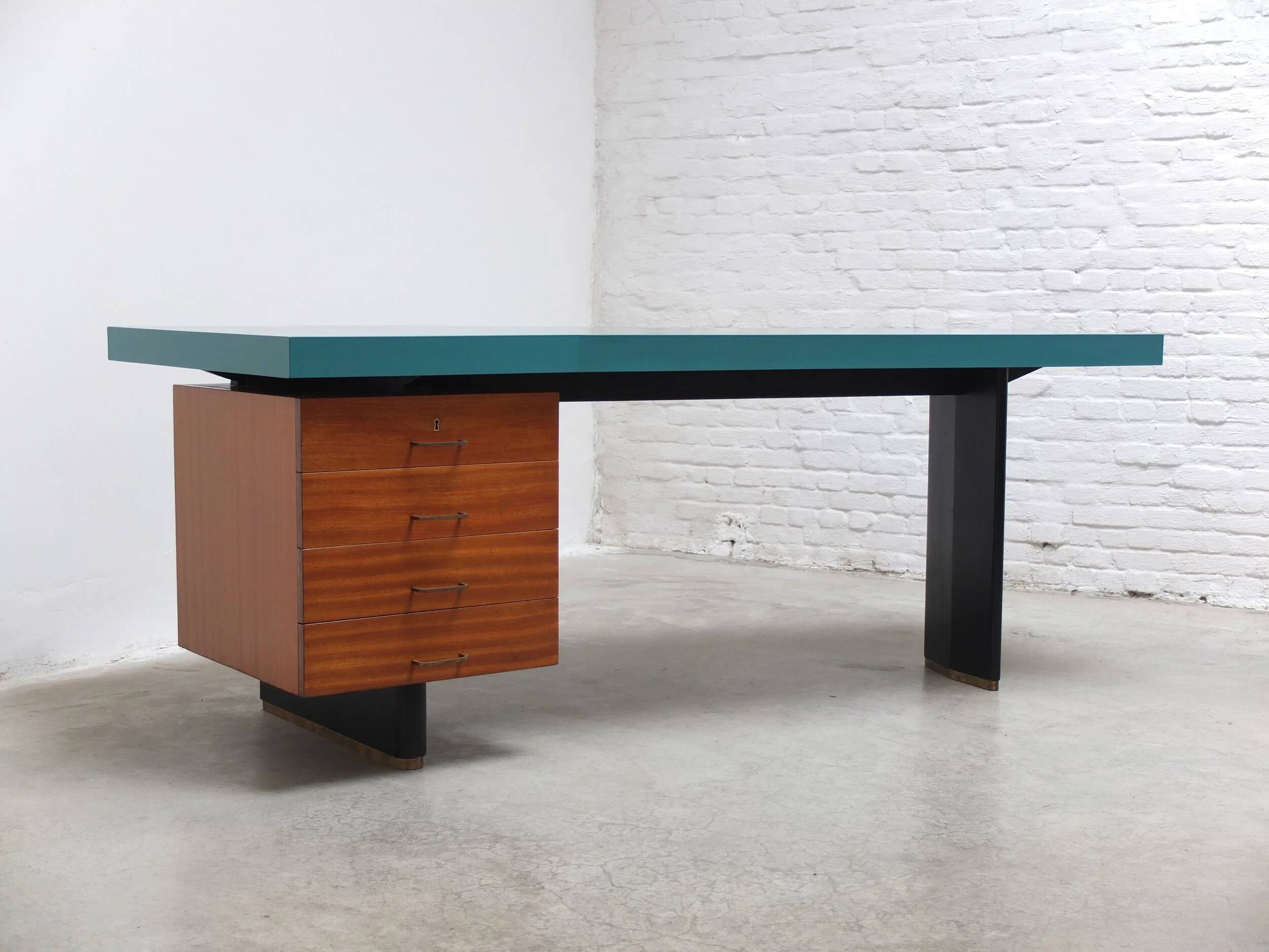 'Boomerang' ultra-rare desk by Jos De Mey for Van Den Berghe-Pauvers, 1960s.