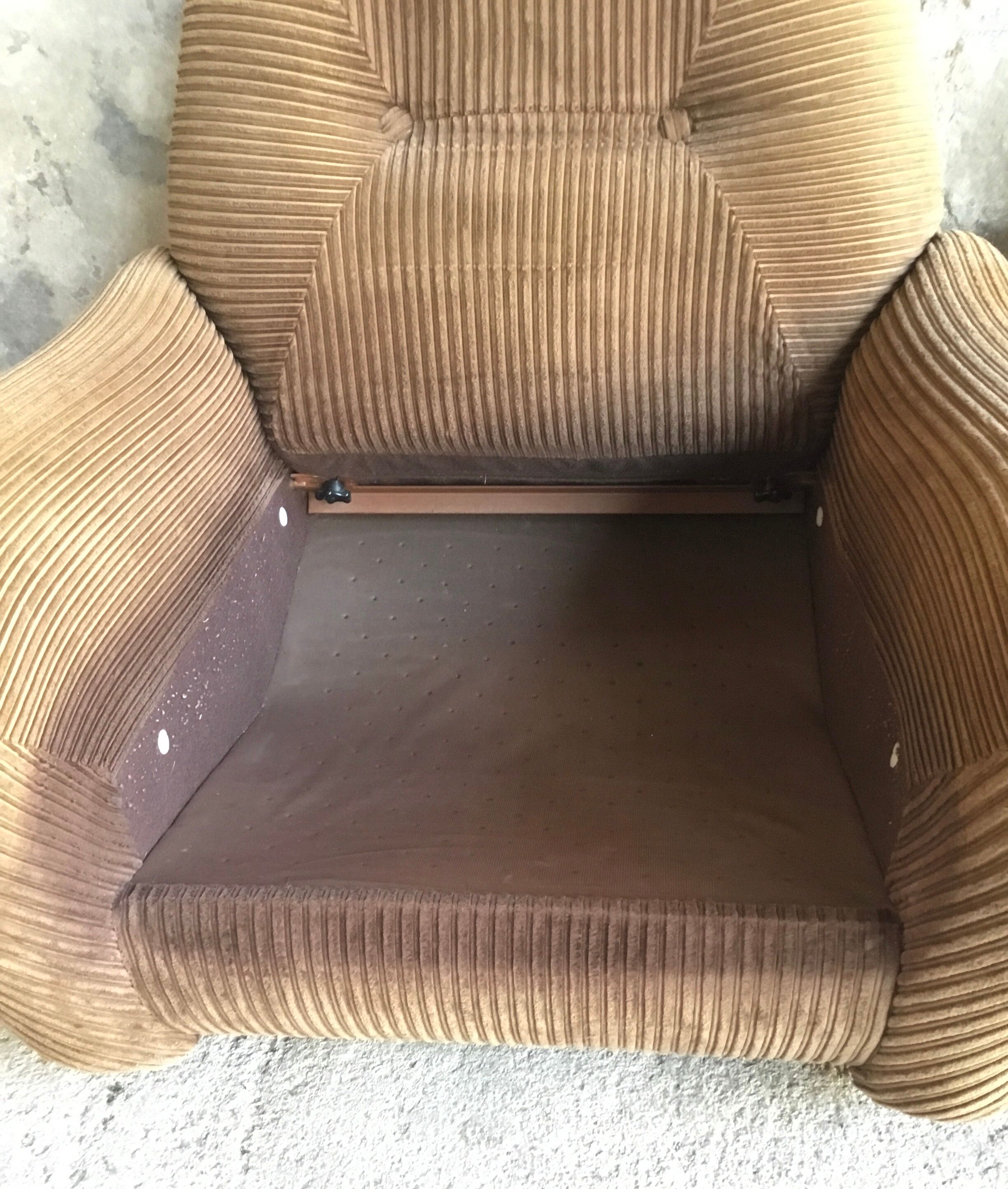 Space-age armchair