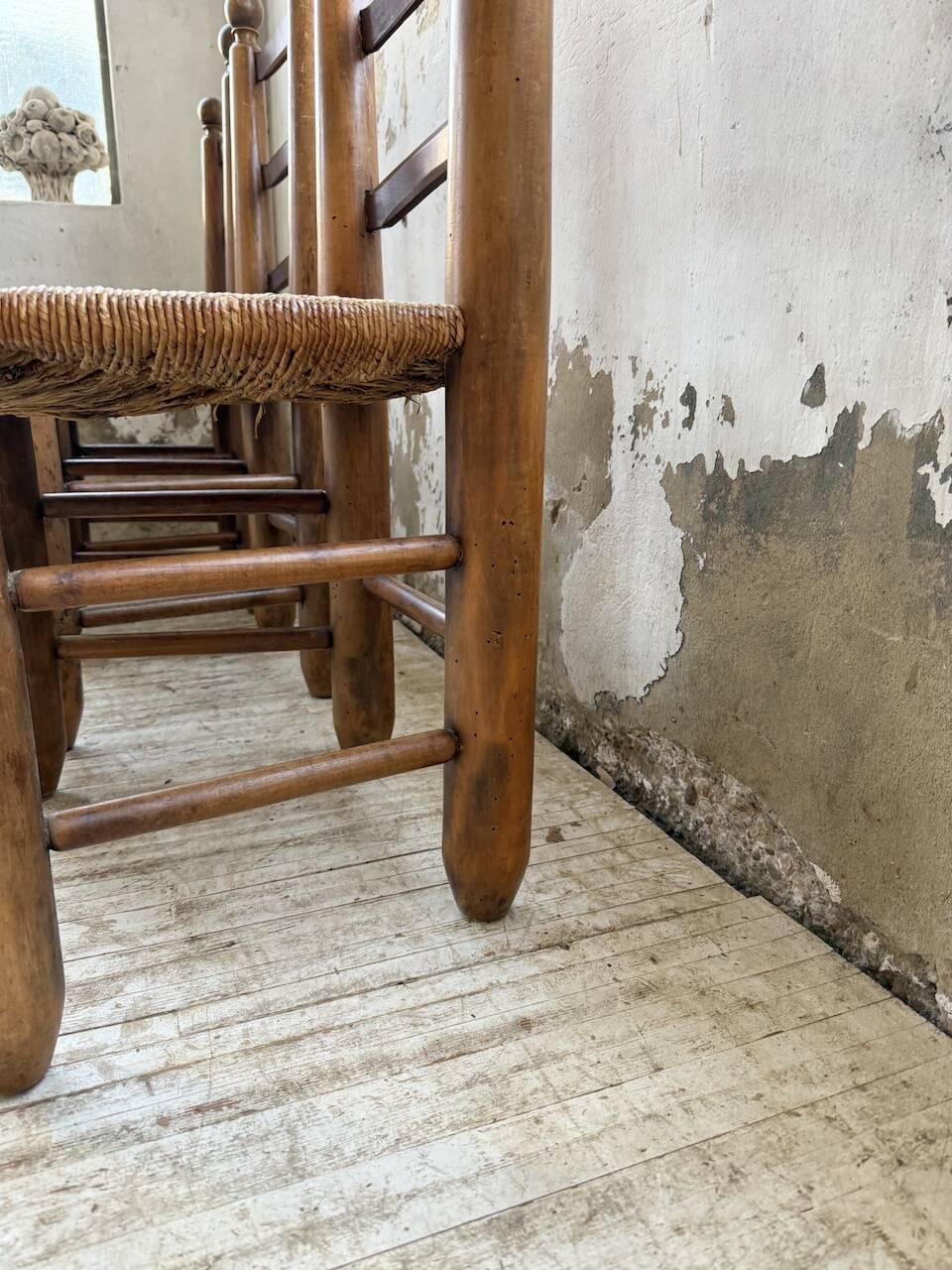 Set of 4 oak and straw chairs Dudouyt 1940