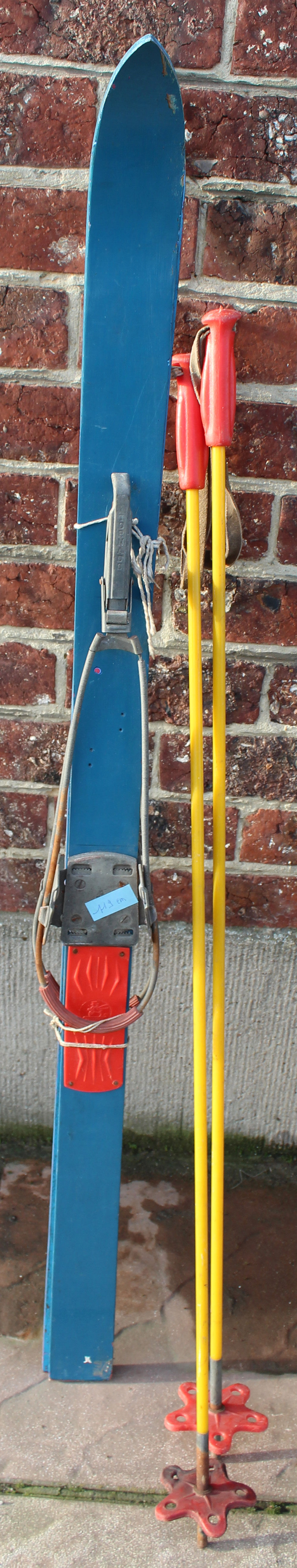 Retro pair of ski's child in blue wood 119 cm