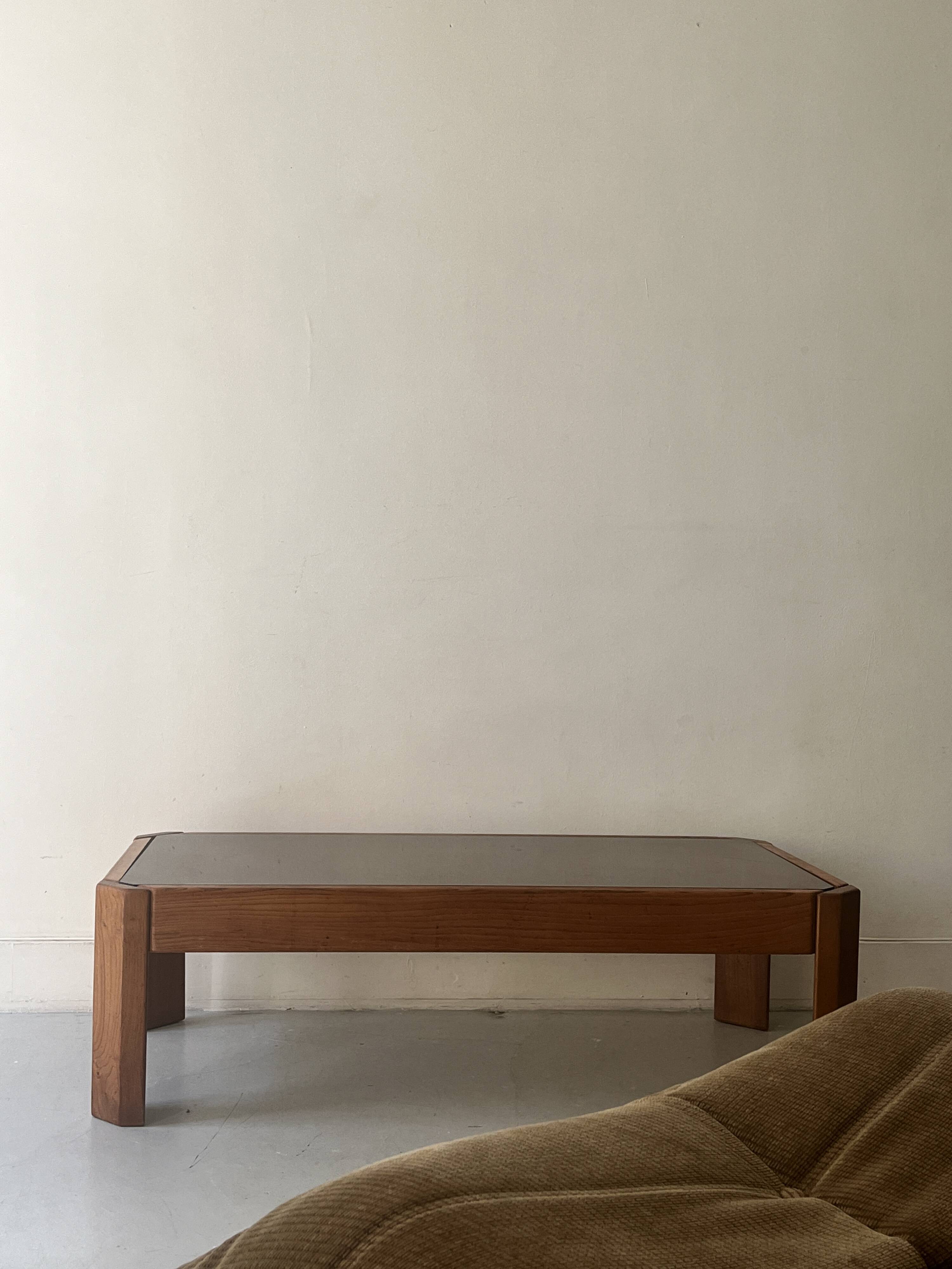 Vintage coffee table in elm and smoked glass, Maison Regain 1970