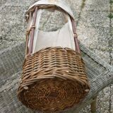 Wicker bread basket with removable cove and house