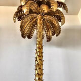 Palm lamppost