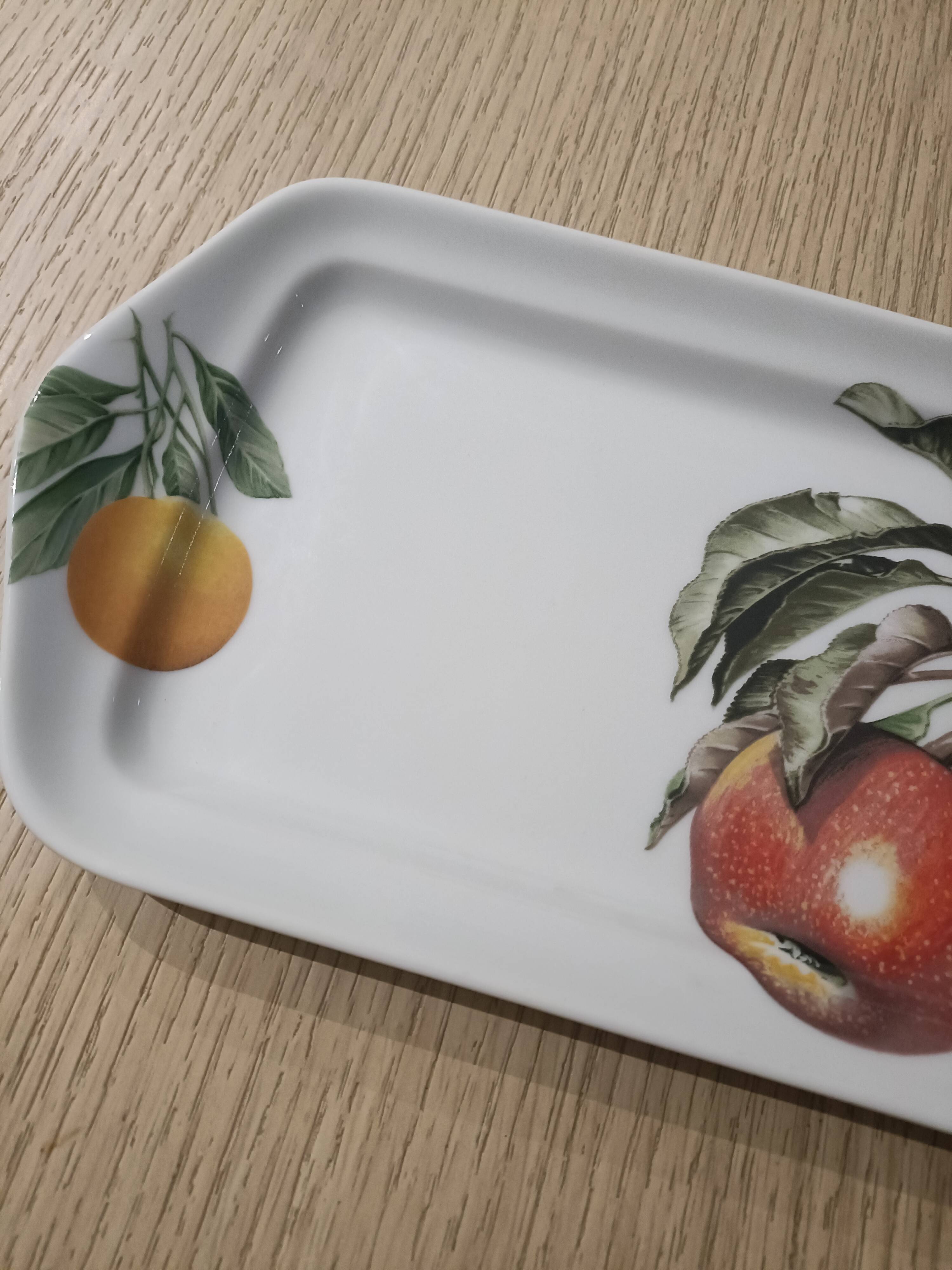 Pillivuyt porcelain cake dish